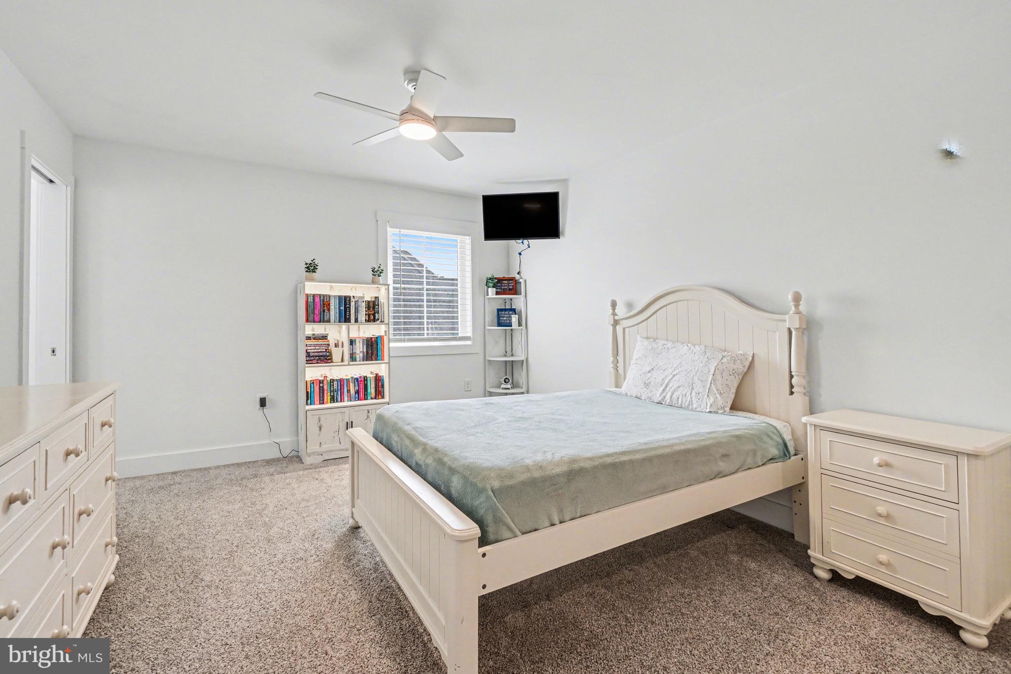 HAWKS LANDING - Residential