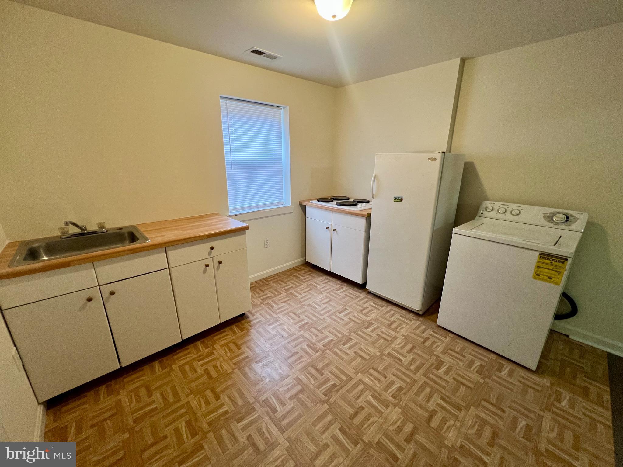 CANTERBURY VILLAGE - Residential