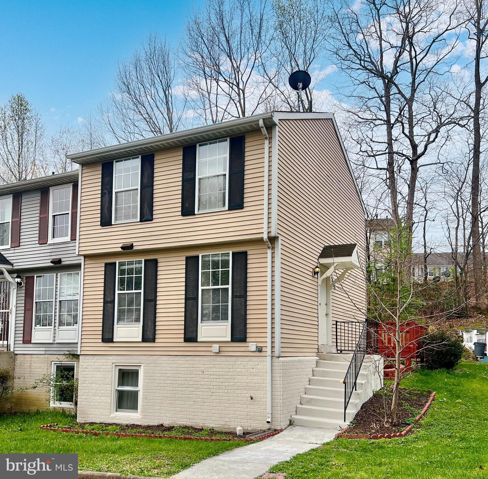 CANTERBURY VILLAGE - Residential