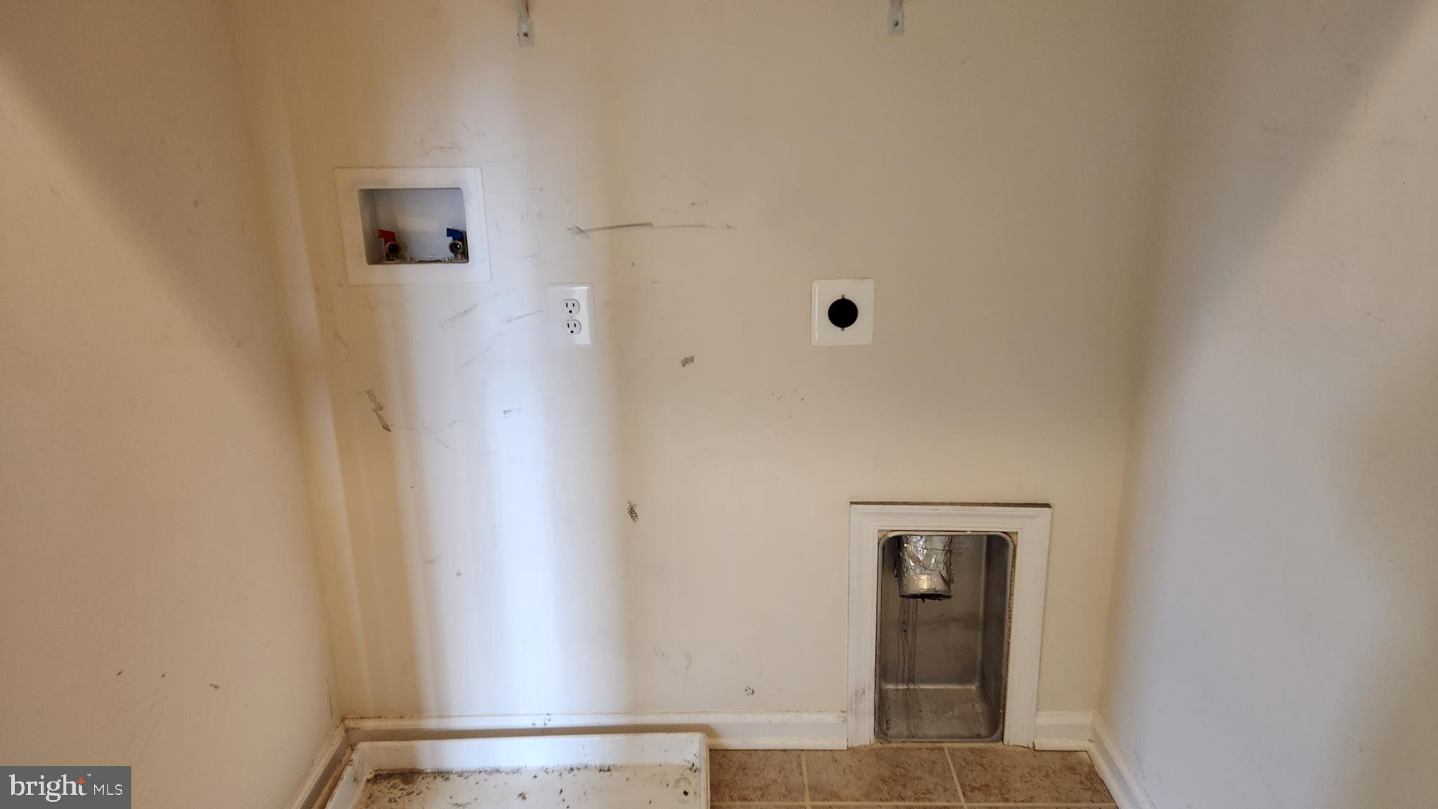 THE PRESERVE AT PISCATAWAY - Residential Lease