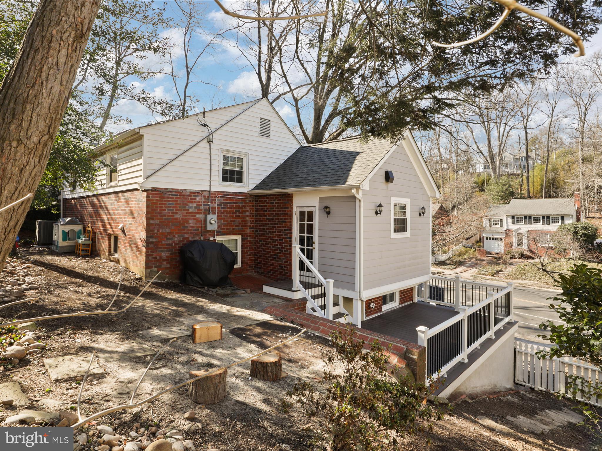 BEVERLY HILLS - Residential