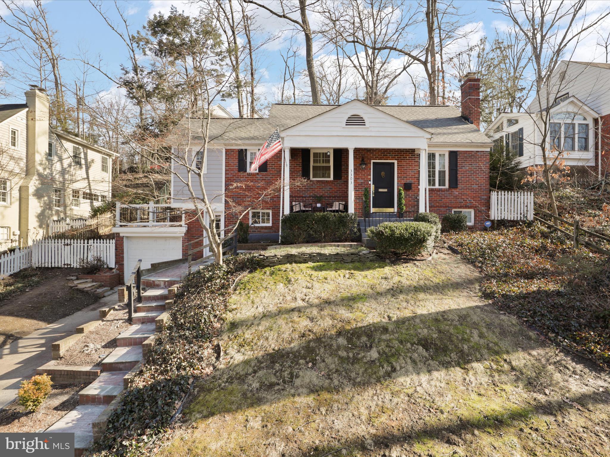 BEVERLY HILLS - Residential