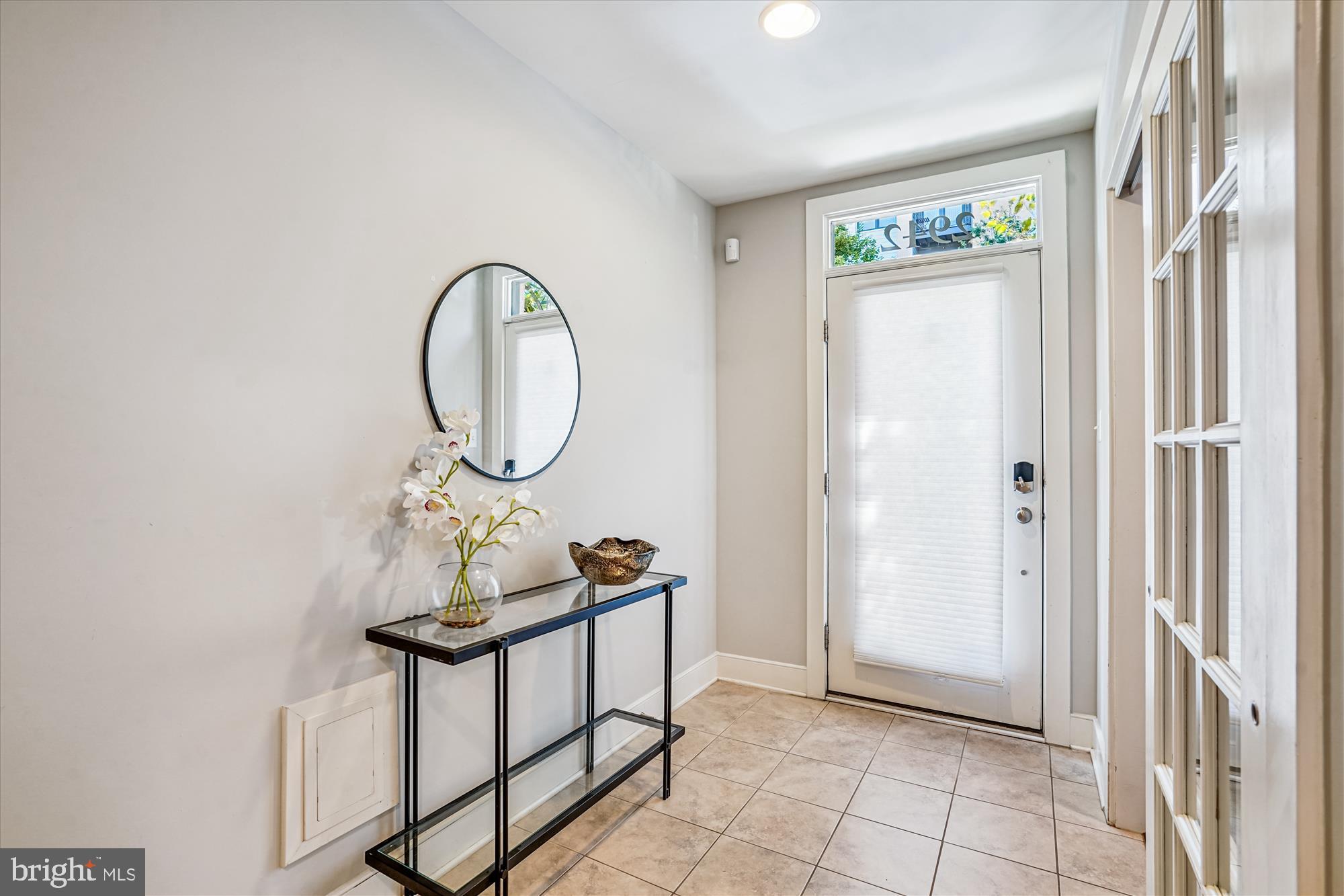 2942 PENNY LANE