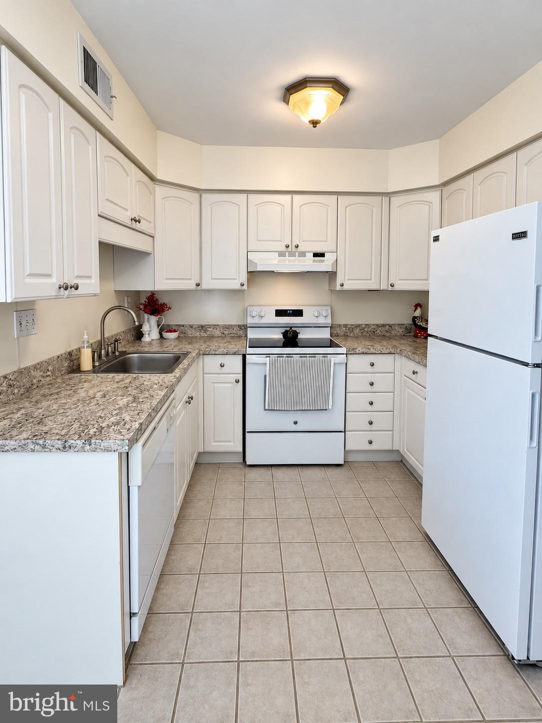 5765 CORSAIR COURT