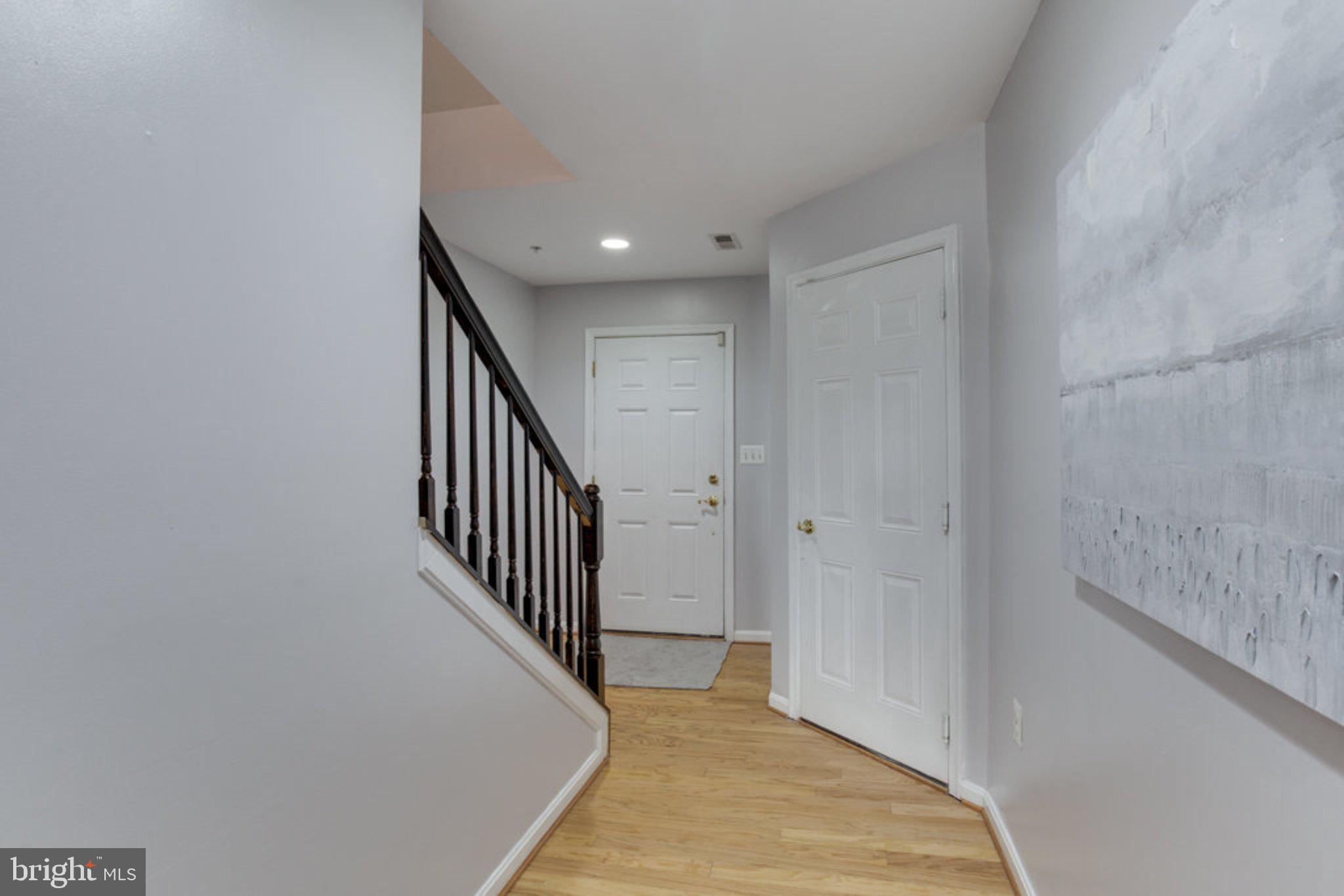 ST CHARLES SUB - SHEFFIELD - Residential Lease