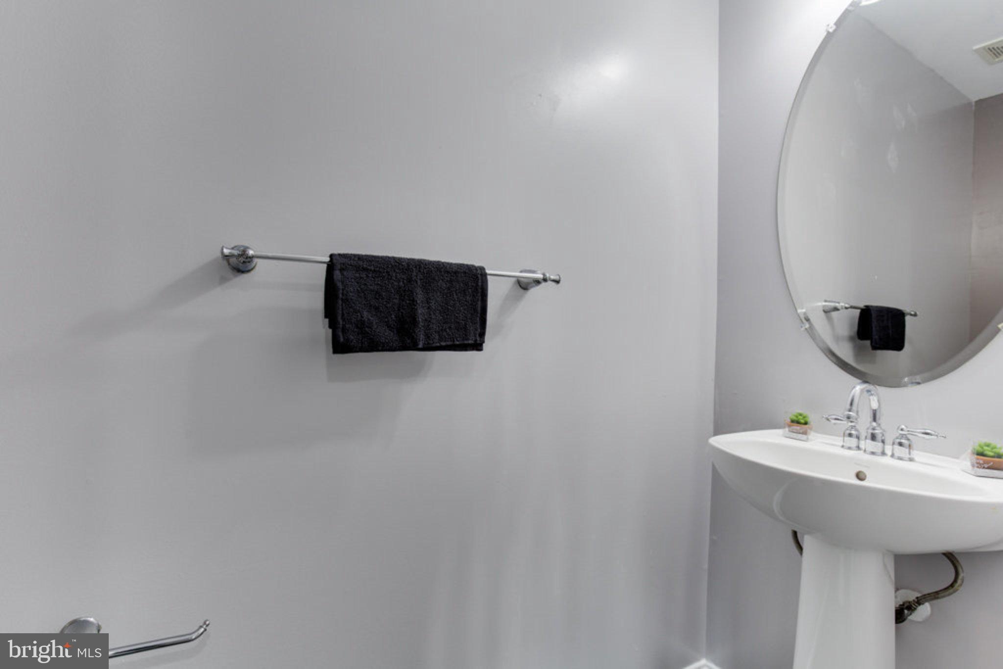 ST CHARLES SUB - SHEFFIELD - Residential Lease