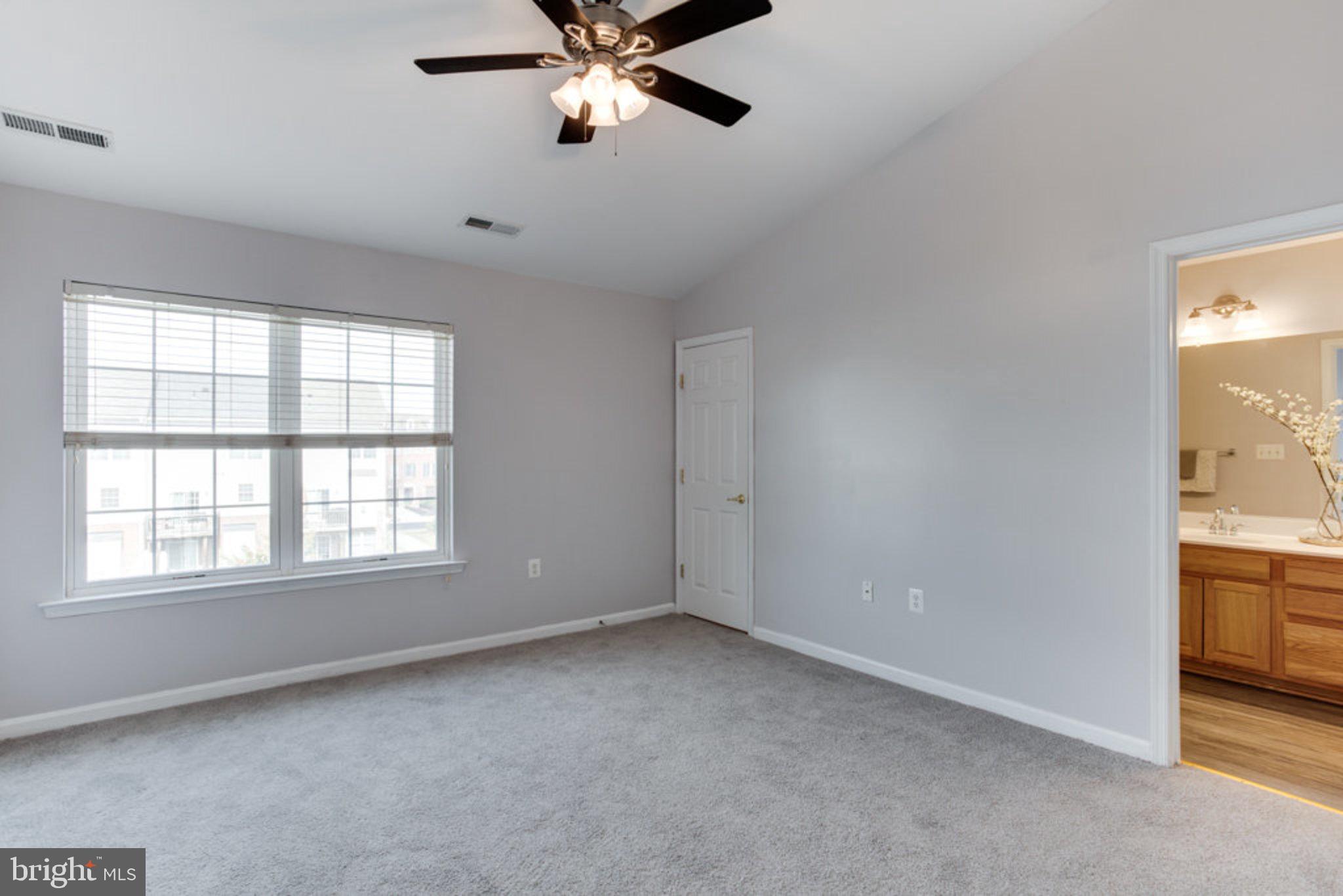 ST CHARLES SUB - SHEFFIELD - Residential Lease