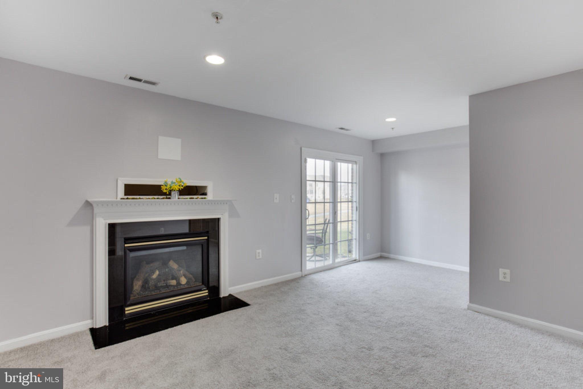 ST CHARLES SUB - SHEFFIELD - Residential Lease