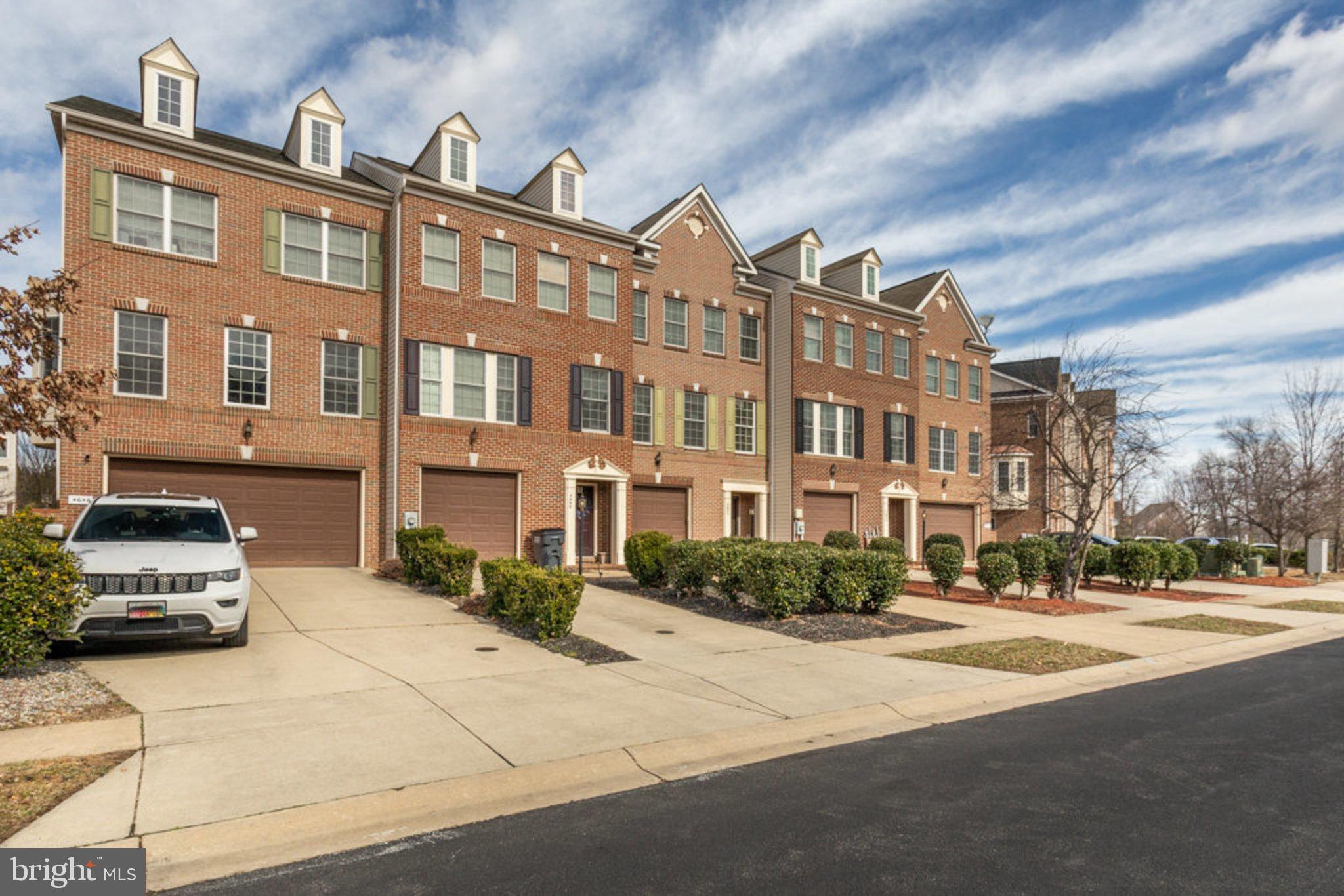 ST CHARLES SUB - SHEFFIELD - Residential Lease