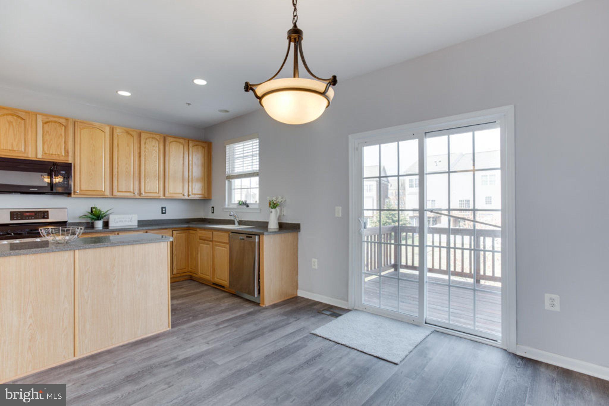 ST CHARLES SUB - SHEFFIELD - Residential Lease