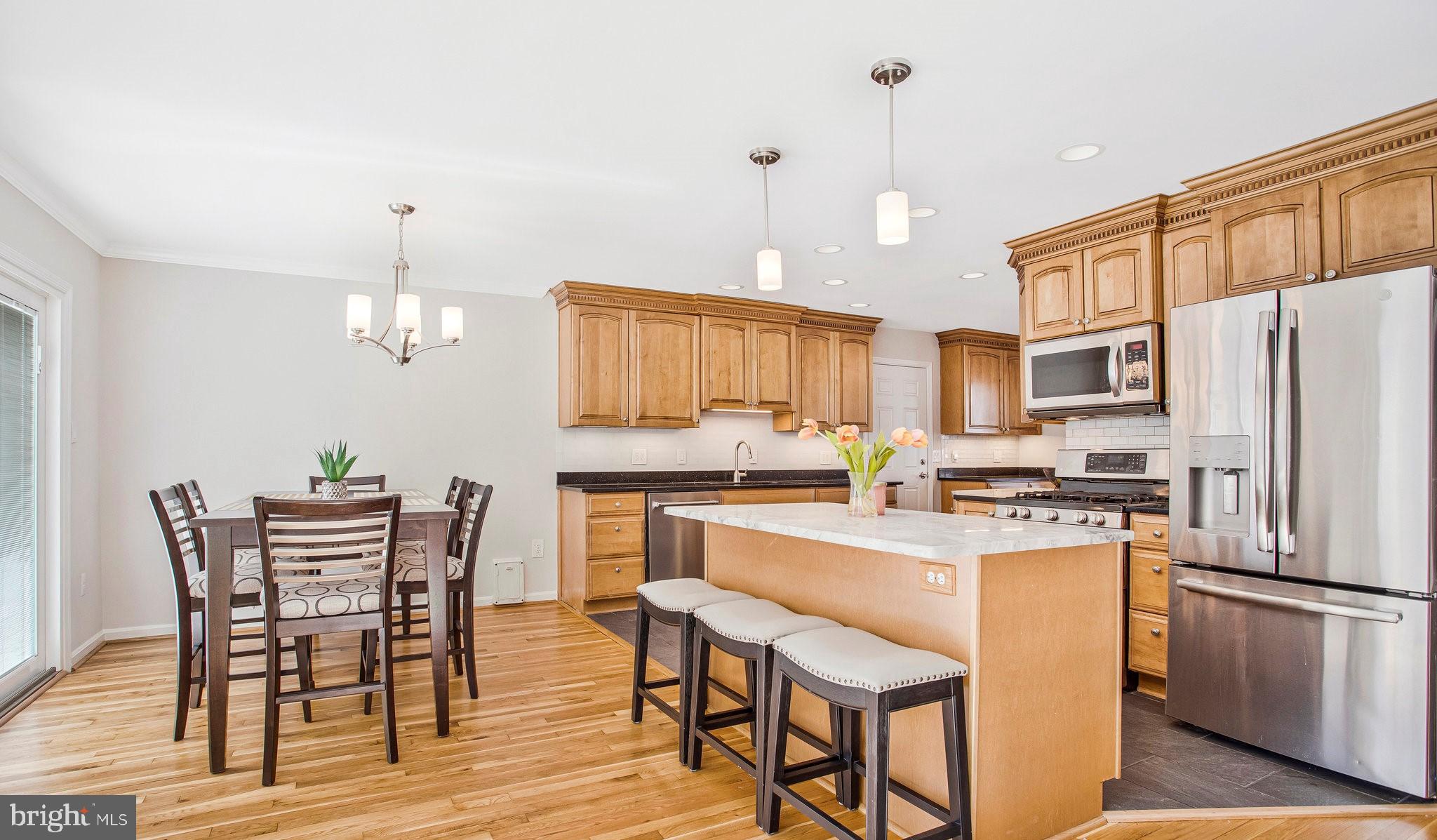 BROOKVILLE KNOLLS - Residential