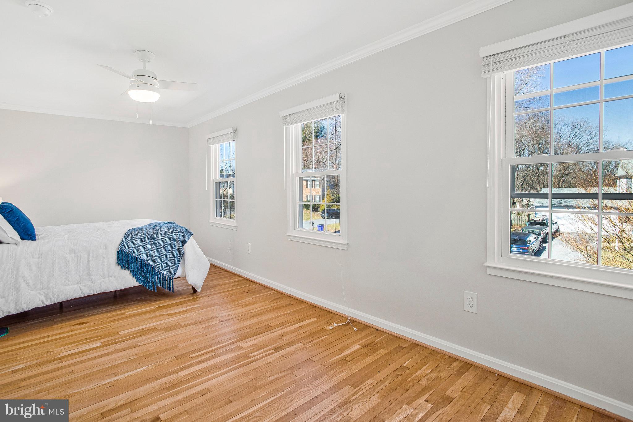 BROOKVILLE KNOLLS - Residential