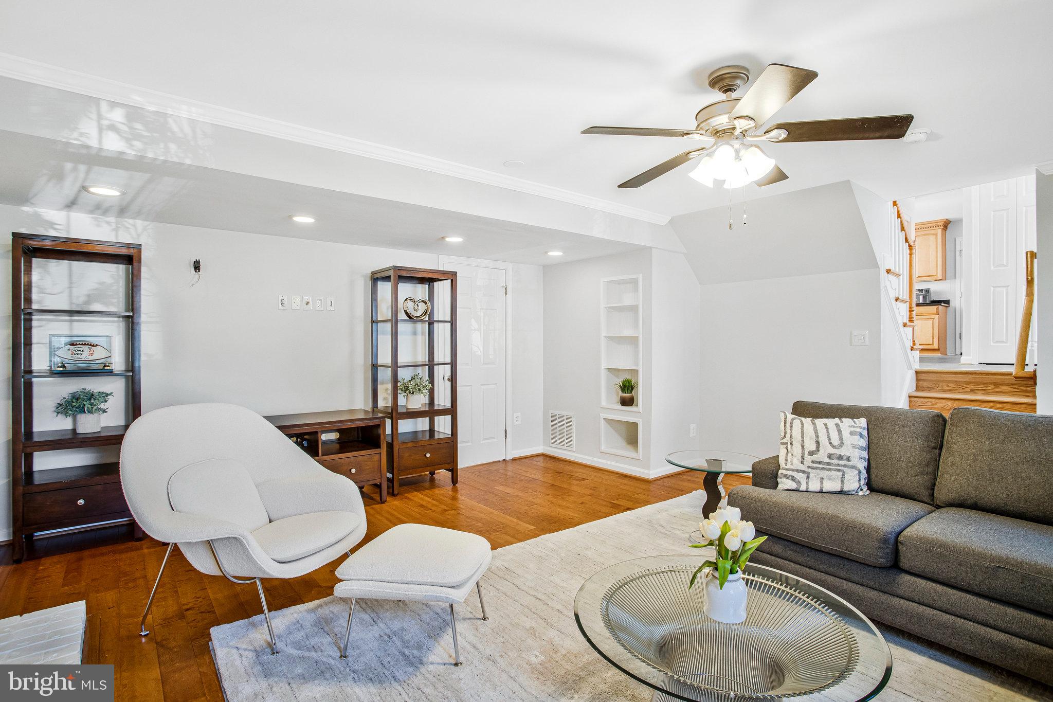 BROOKVILLE KNOLLS - Residential