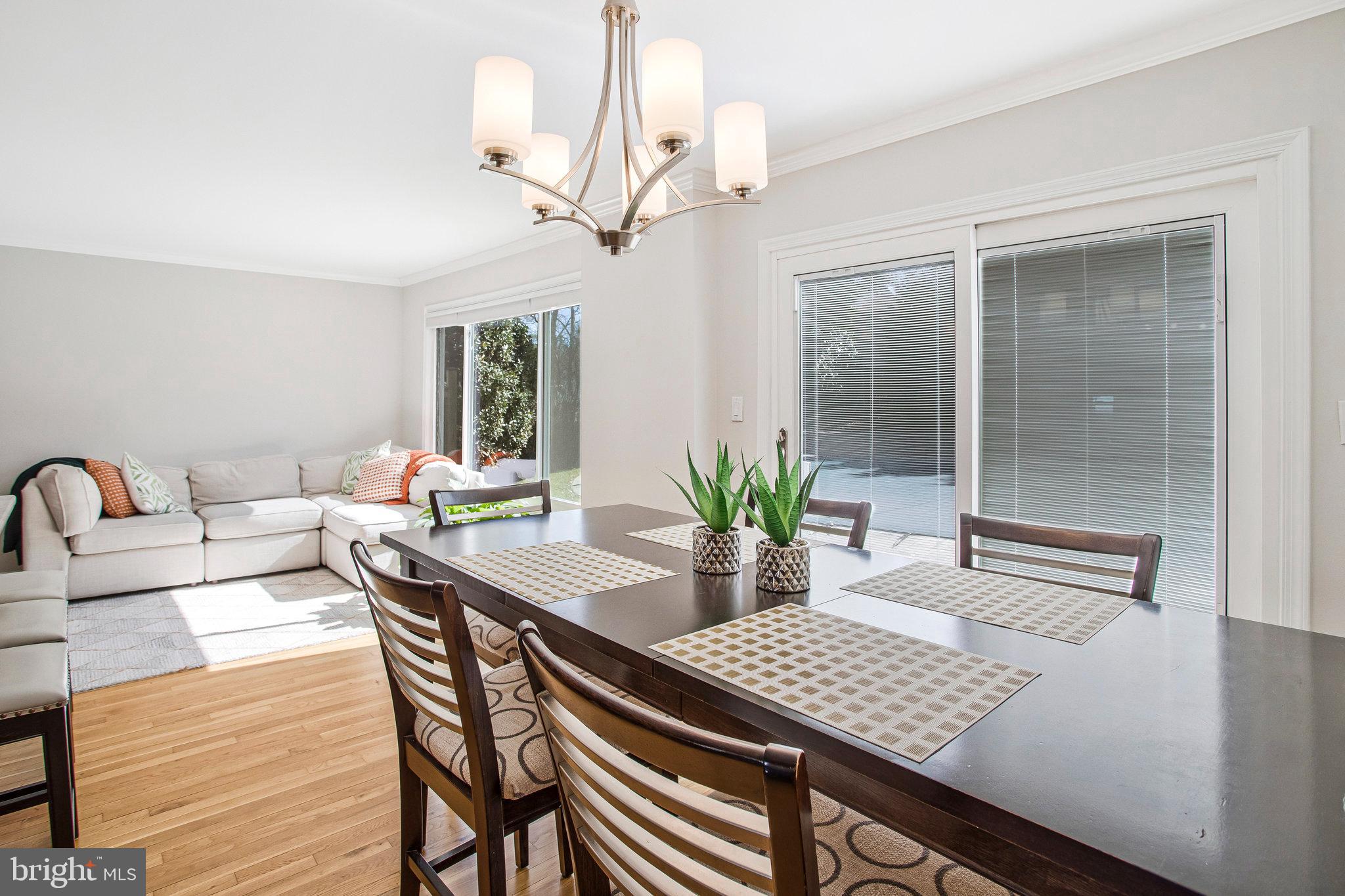 BROOKVILLE KNOLLS - Residential