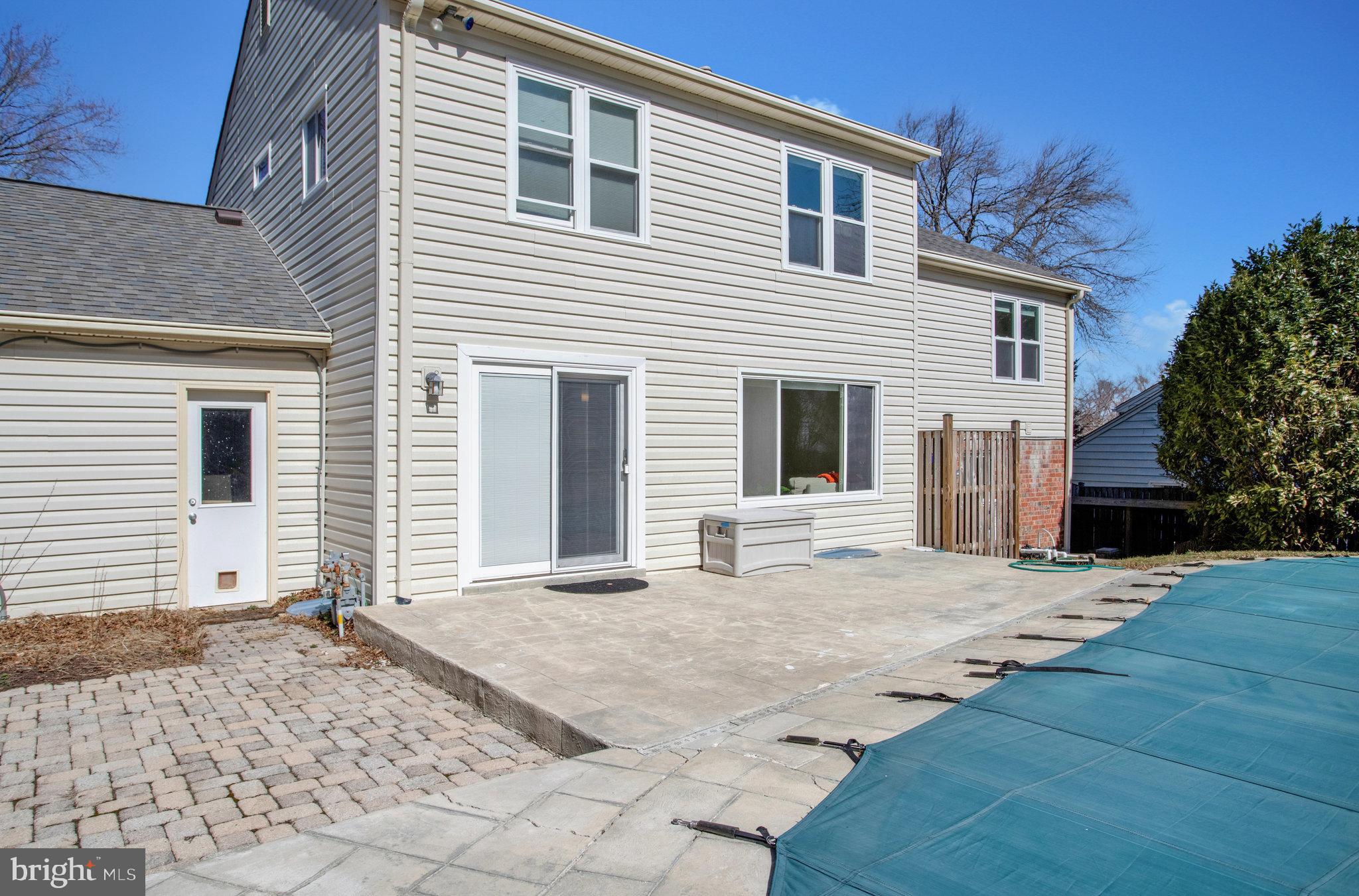 BROOKVILLE KNOLLS - Residential