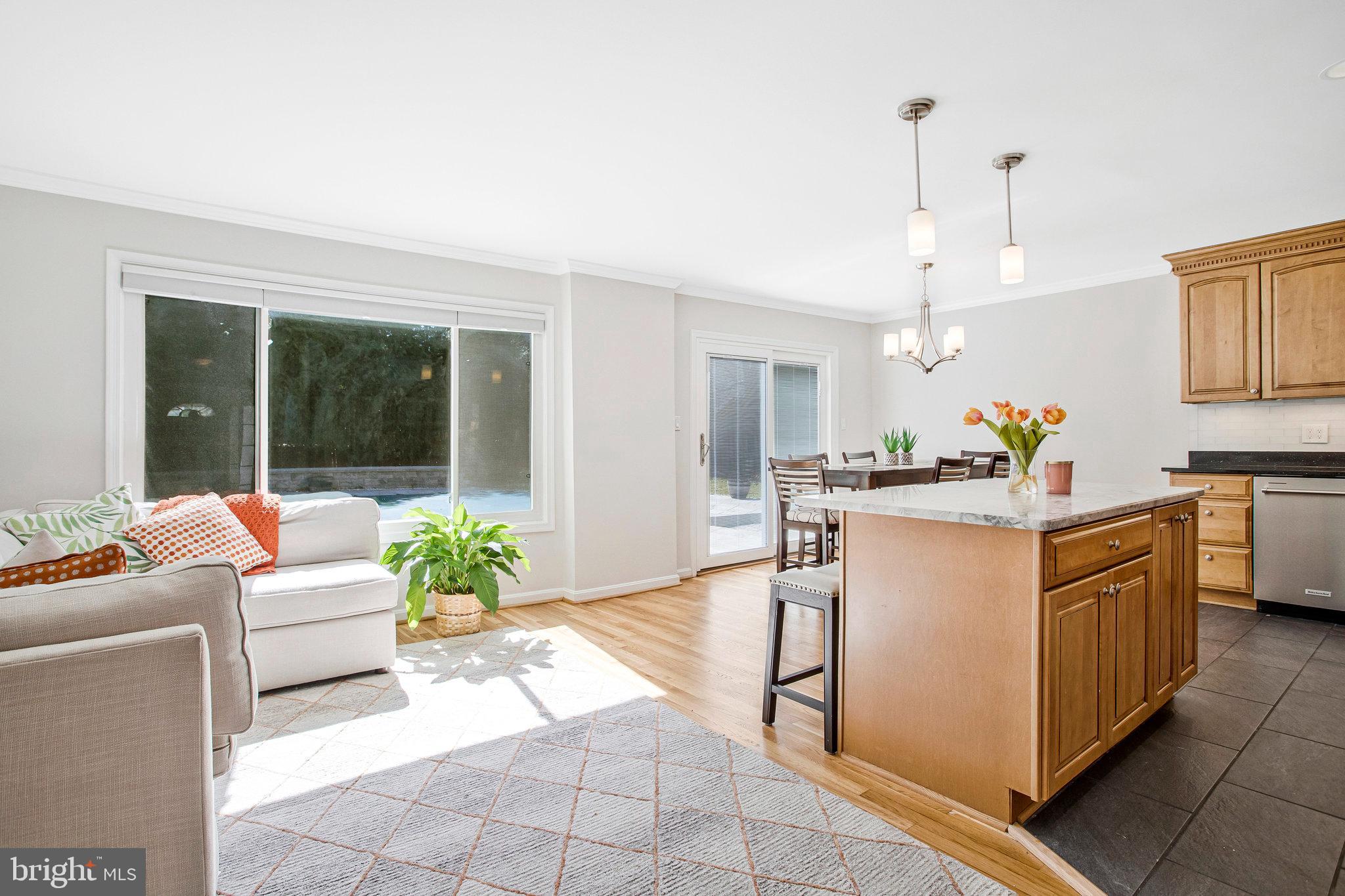 BROOKVILLE KNOLLS - Residential