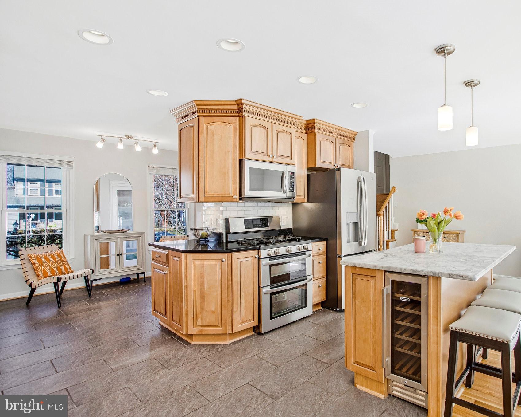 BROOKVILLE KNOLLS - Residential