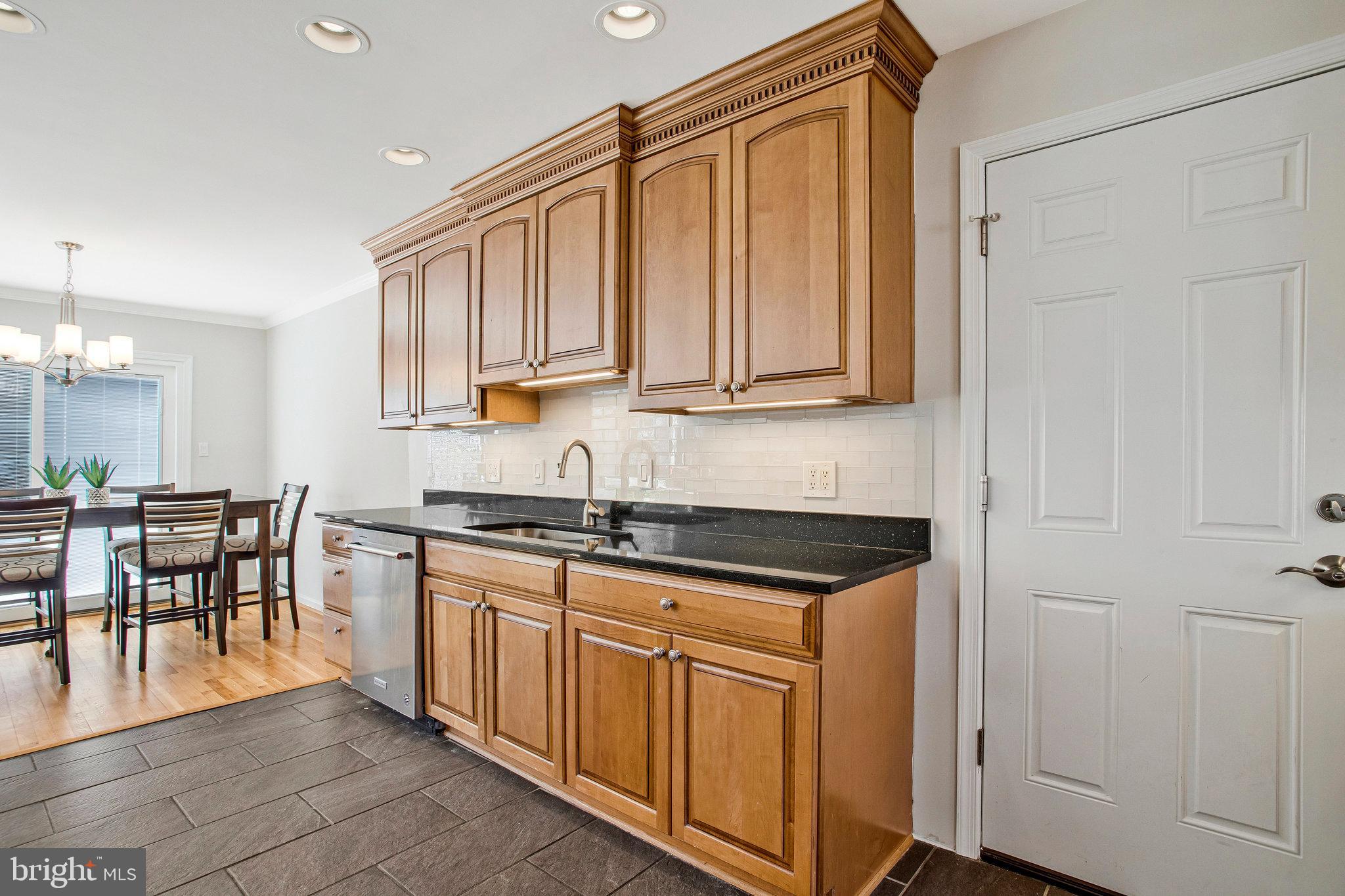 BROOKVILLE KNOLLS - Residential