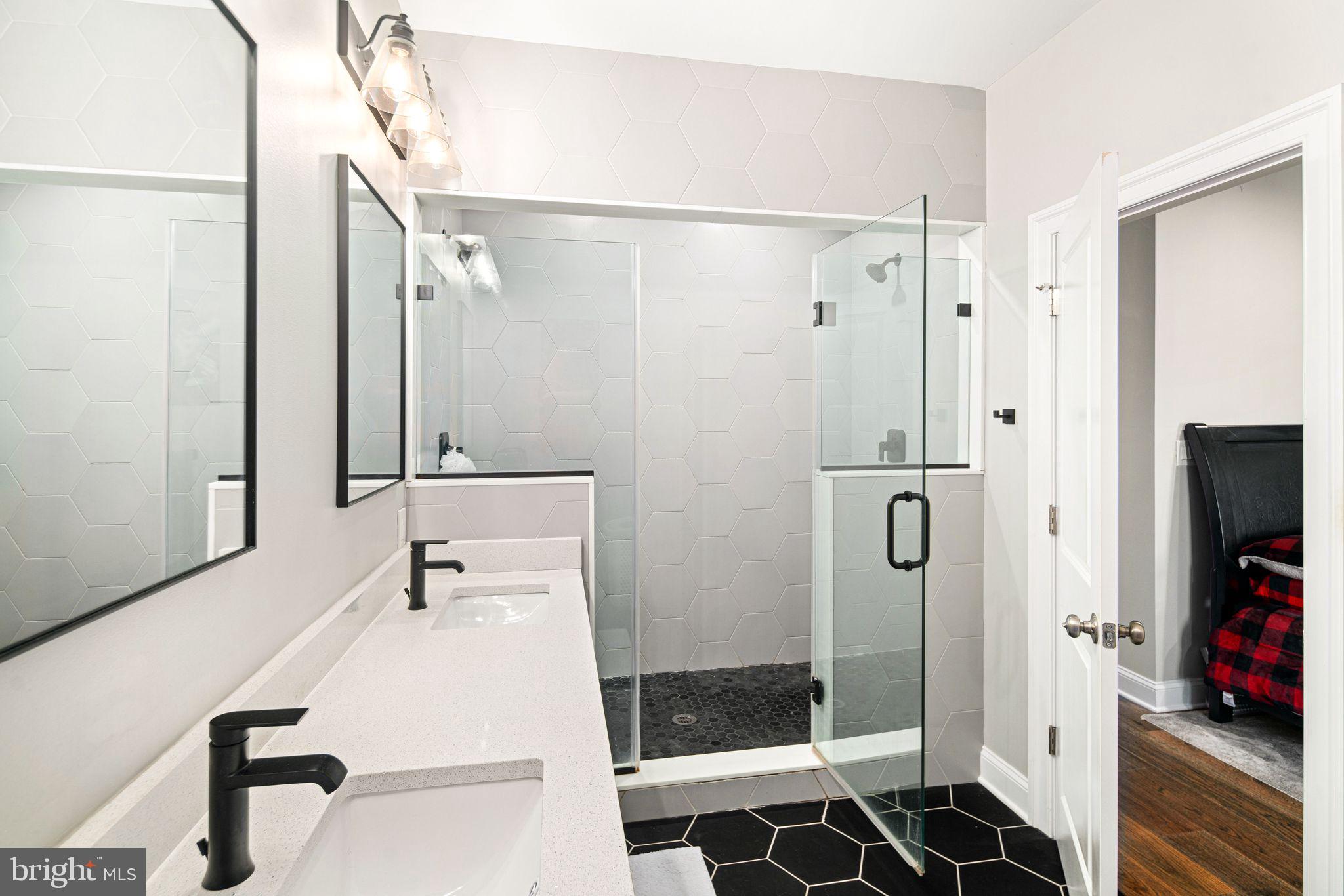 BRISTOL - Residential