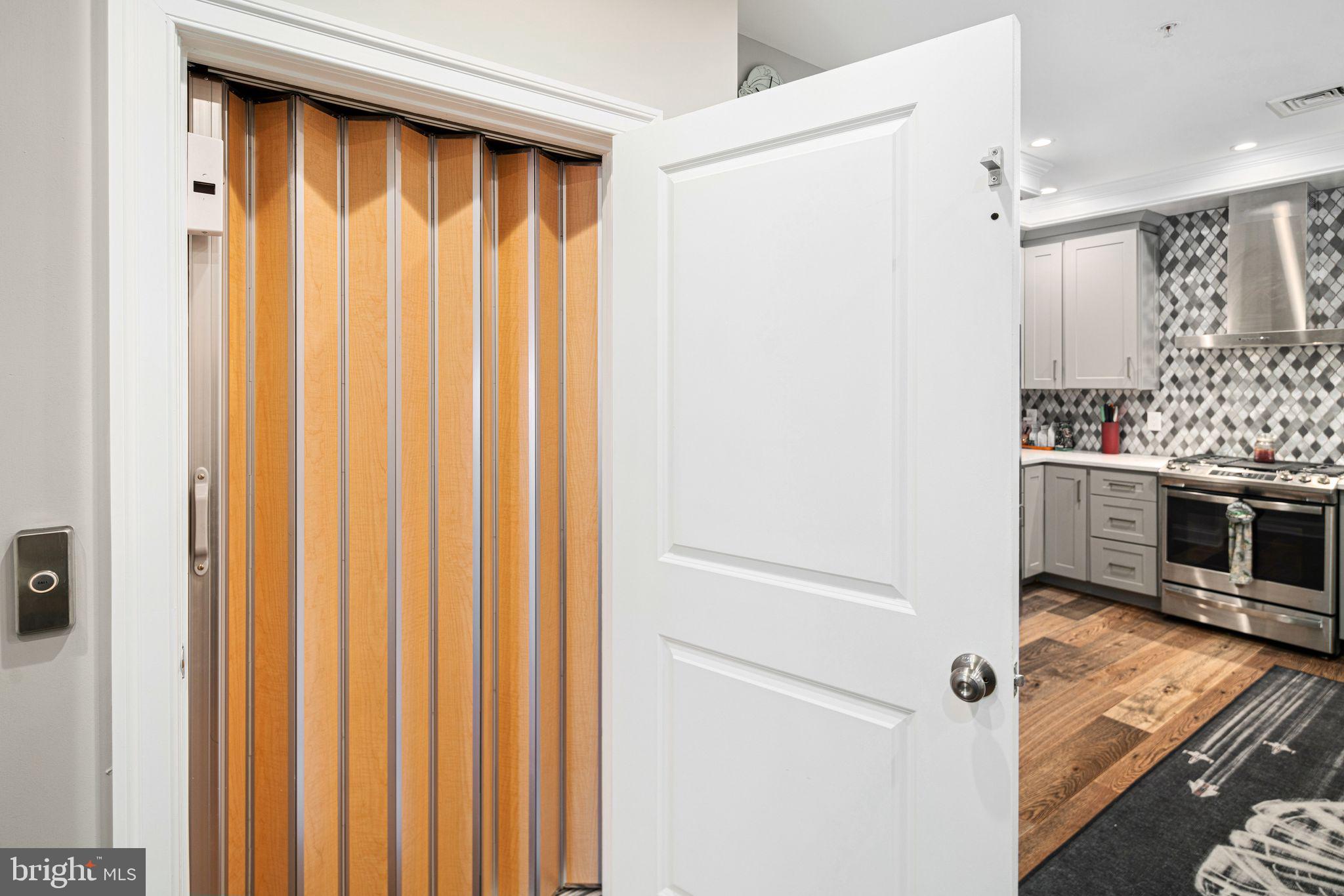 BRISTOL - Residential