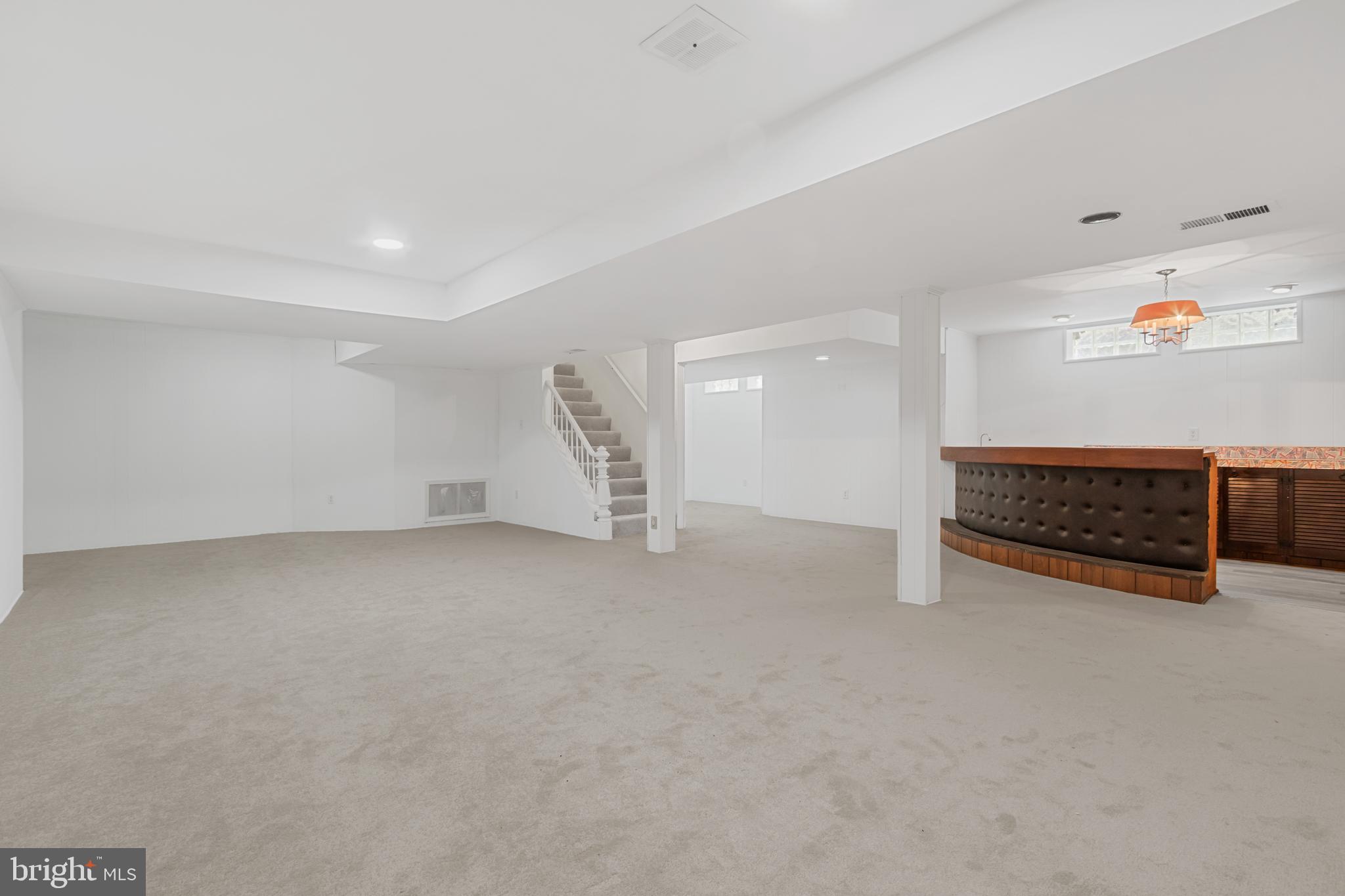 RIVERWOOD - Residential