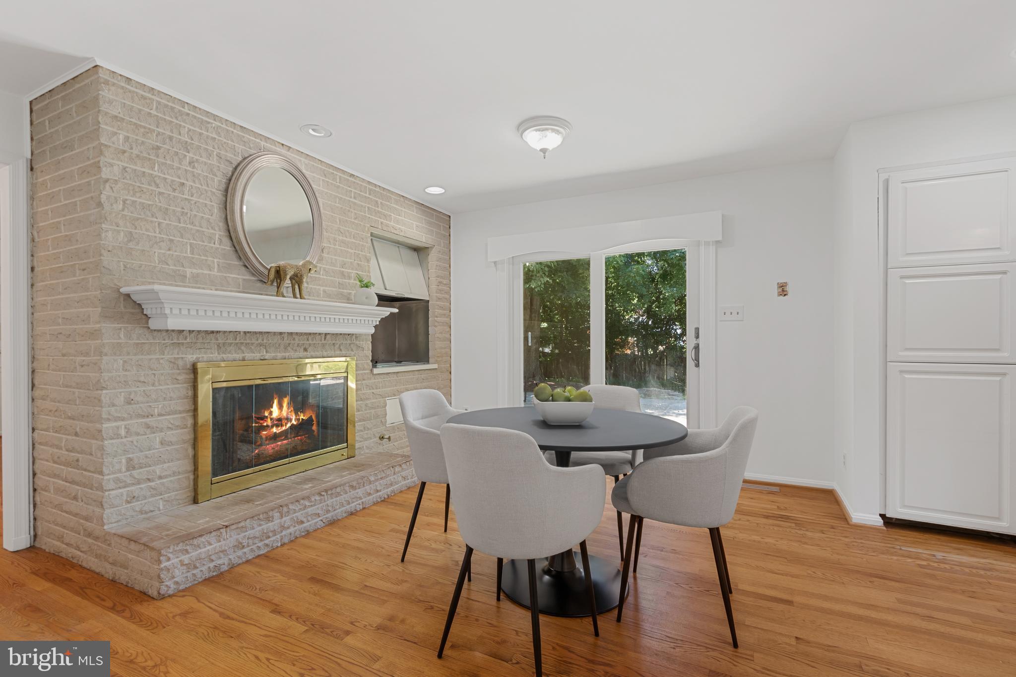 RIVERWOOD - Residential