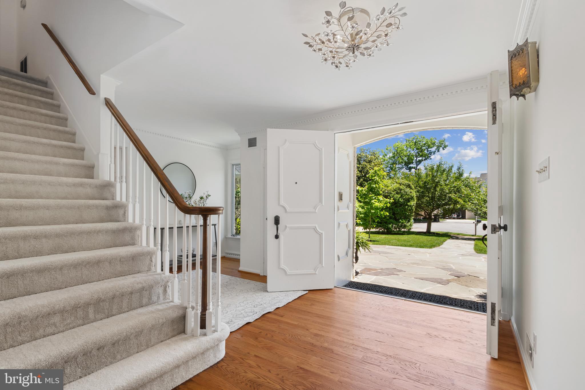 RIVERWOOD - Residential