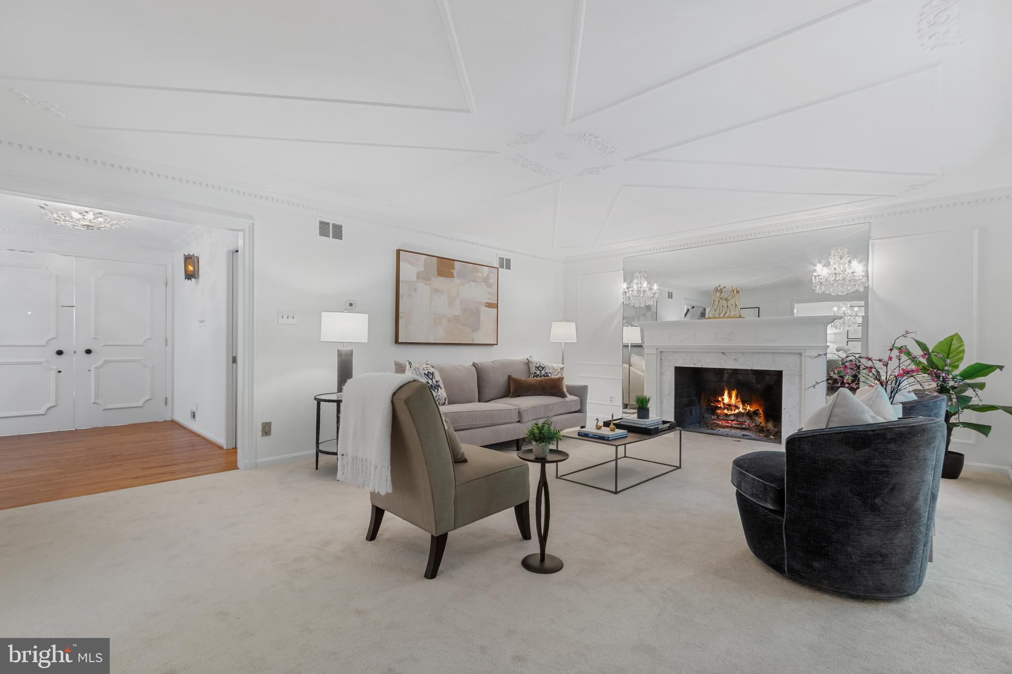 RIVERWOOD - Residential