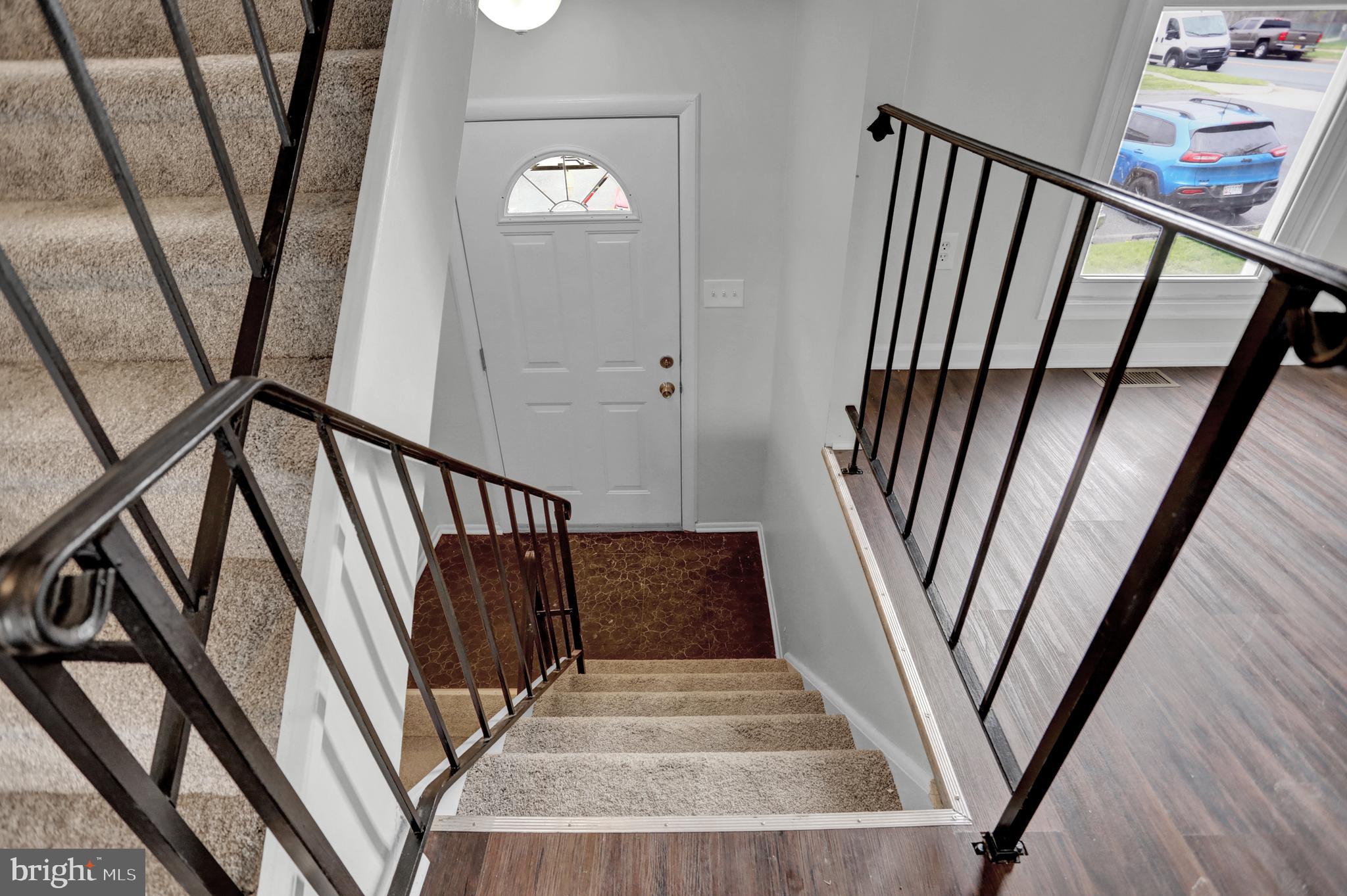 1885 BROOKSIDE DRIVE
