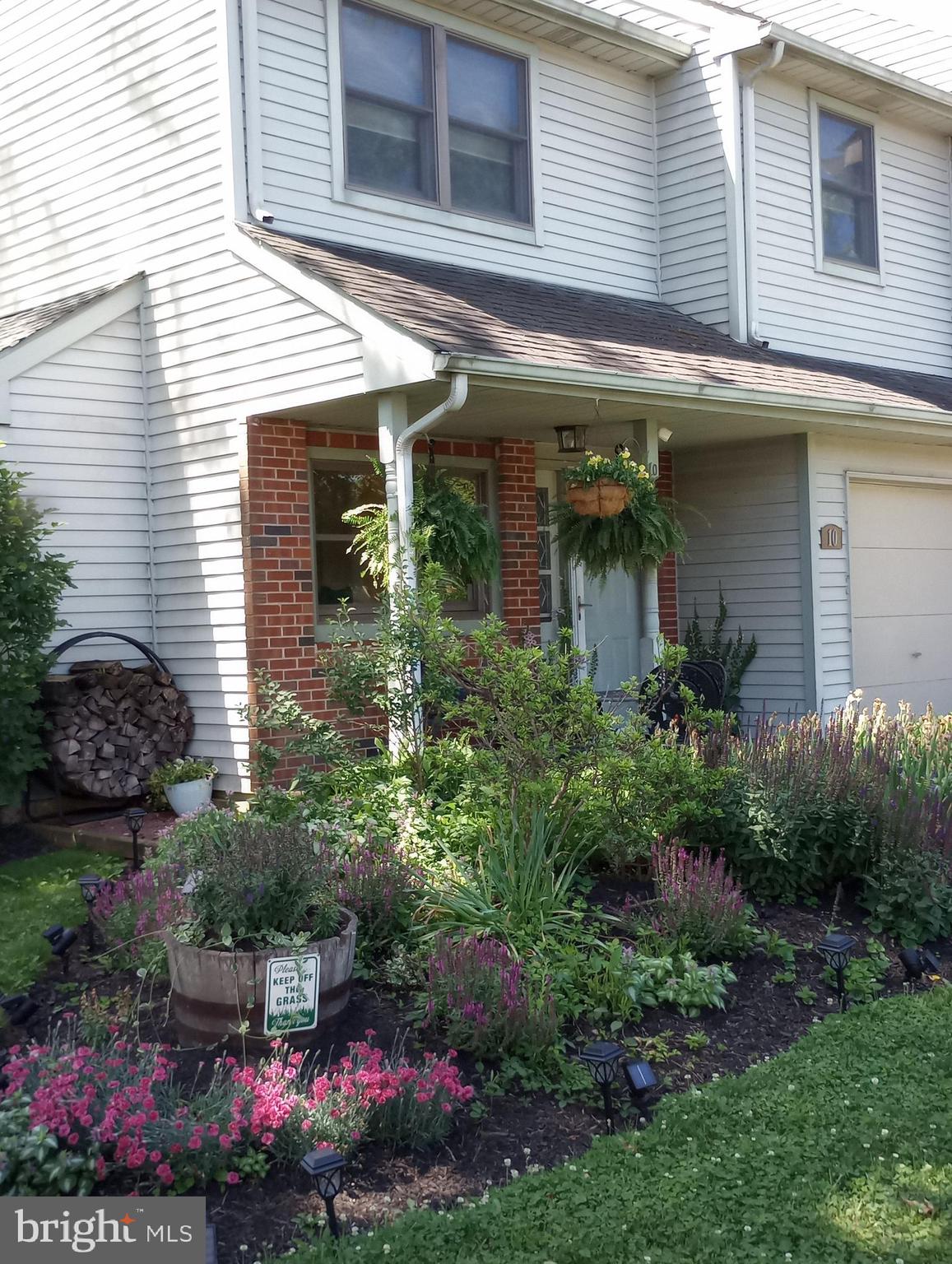 10 HARVEST MEWS