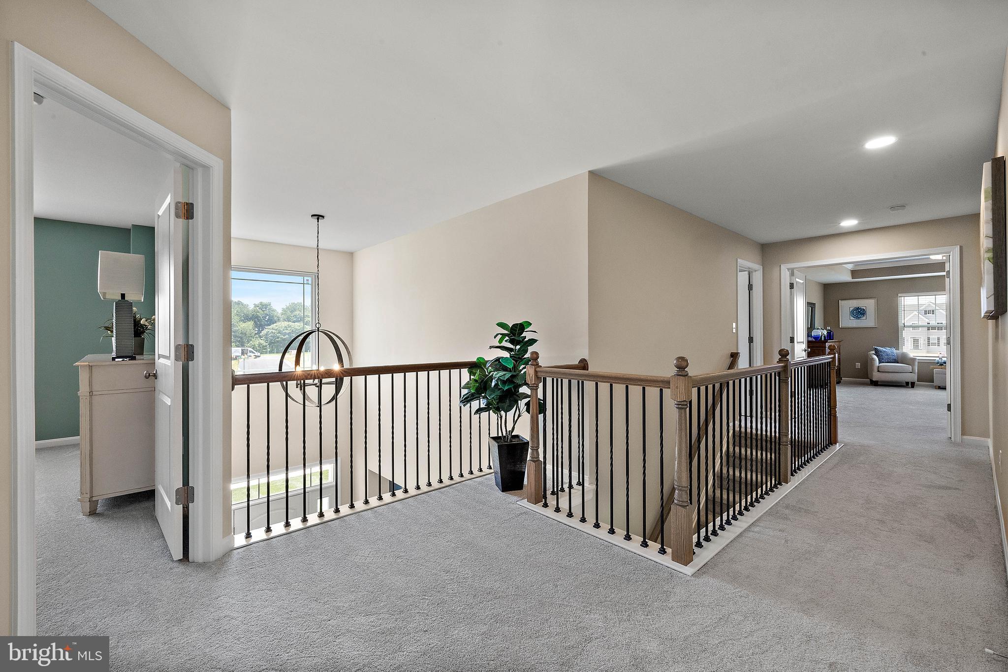 POND VIEW ESTATES - Residential