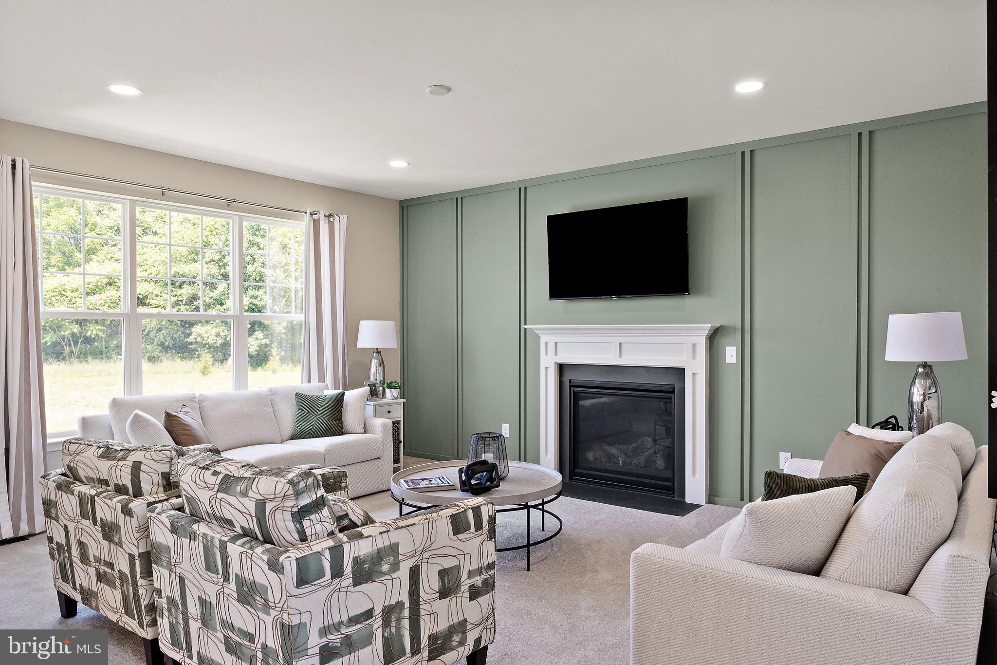 POND VIEW ESTATES - Residential