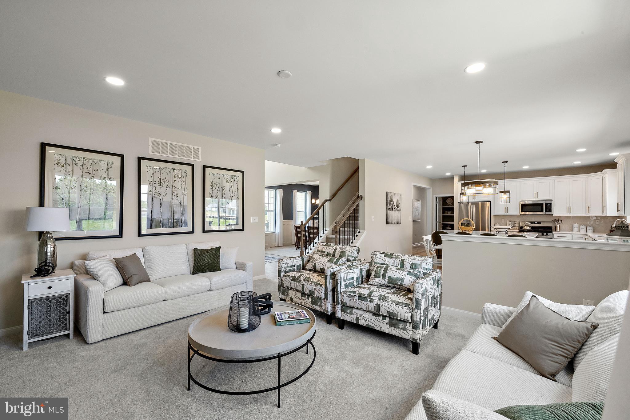 POND VIEW ESTATES - Residential