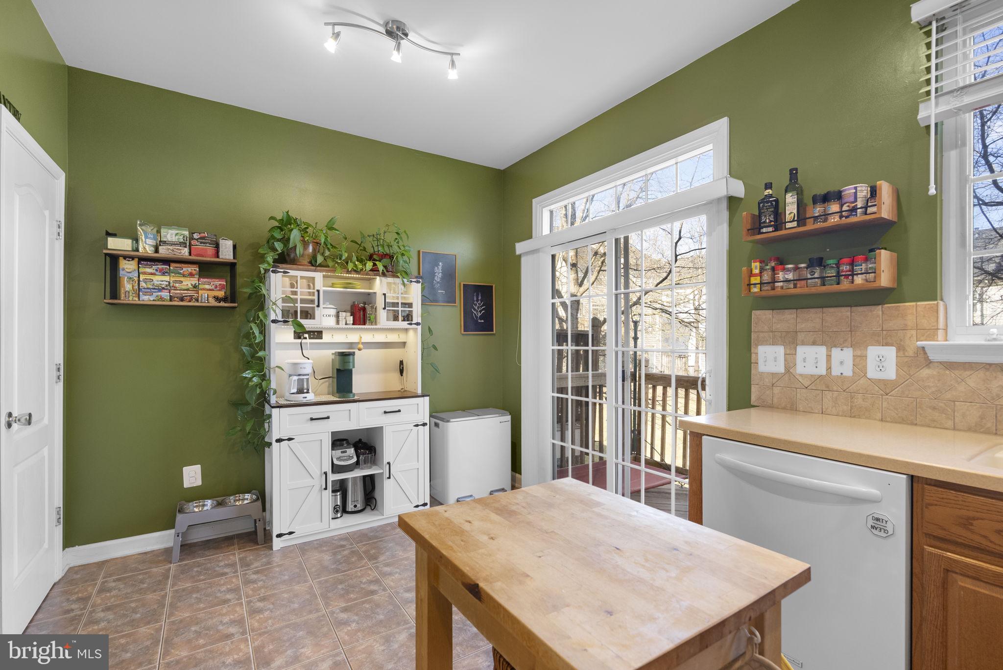 RUSSETT - Residential