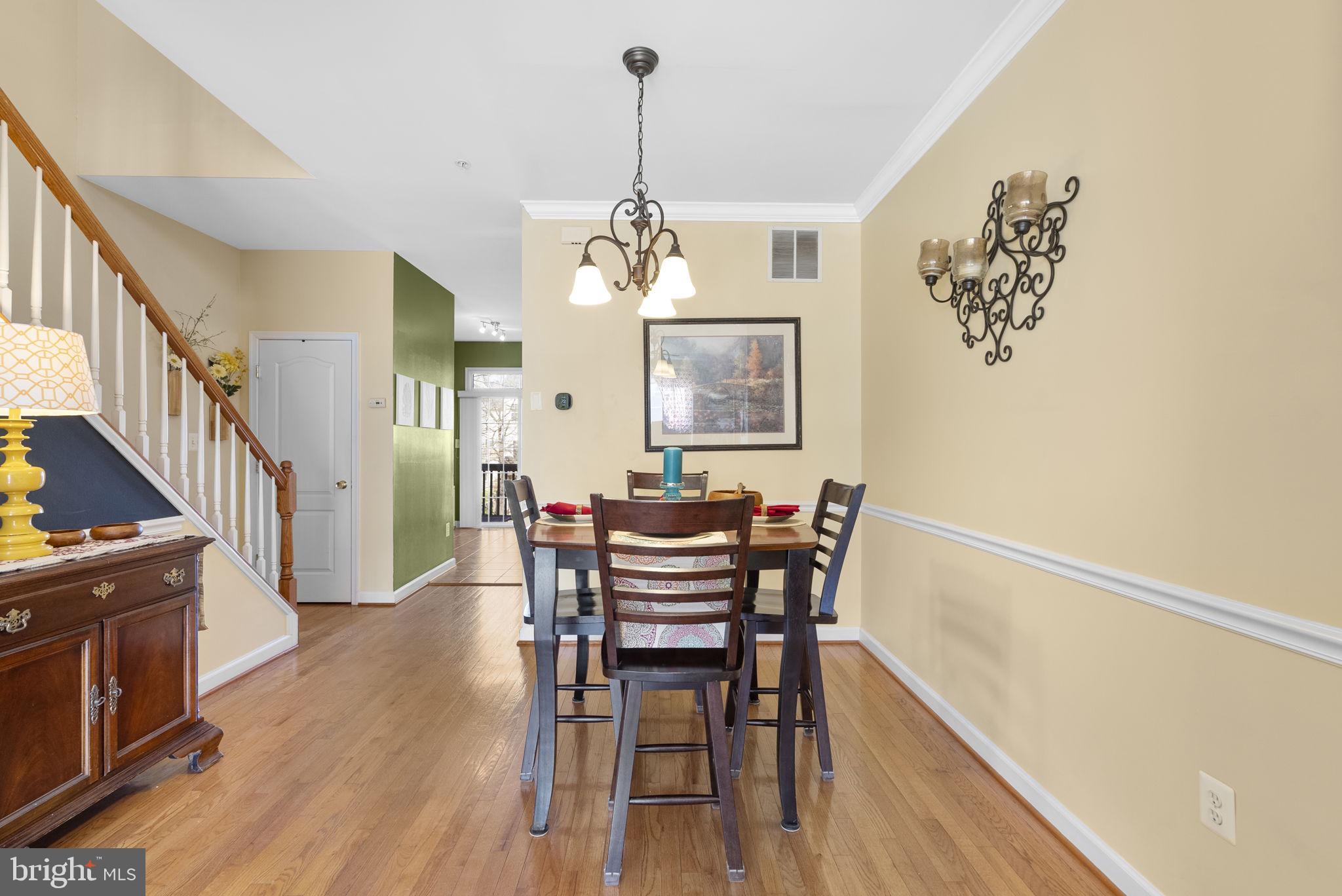 RUSSETT - Residential