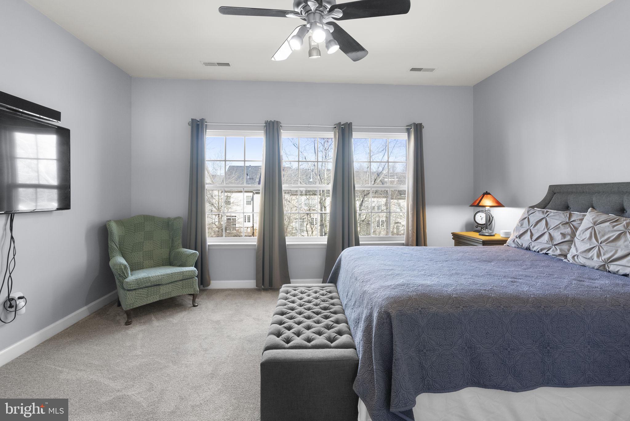 RUSSETT - Residential