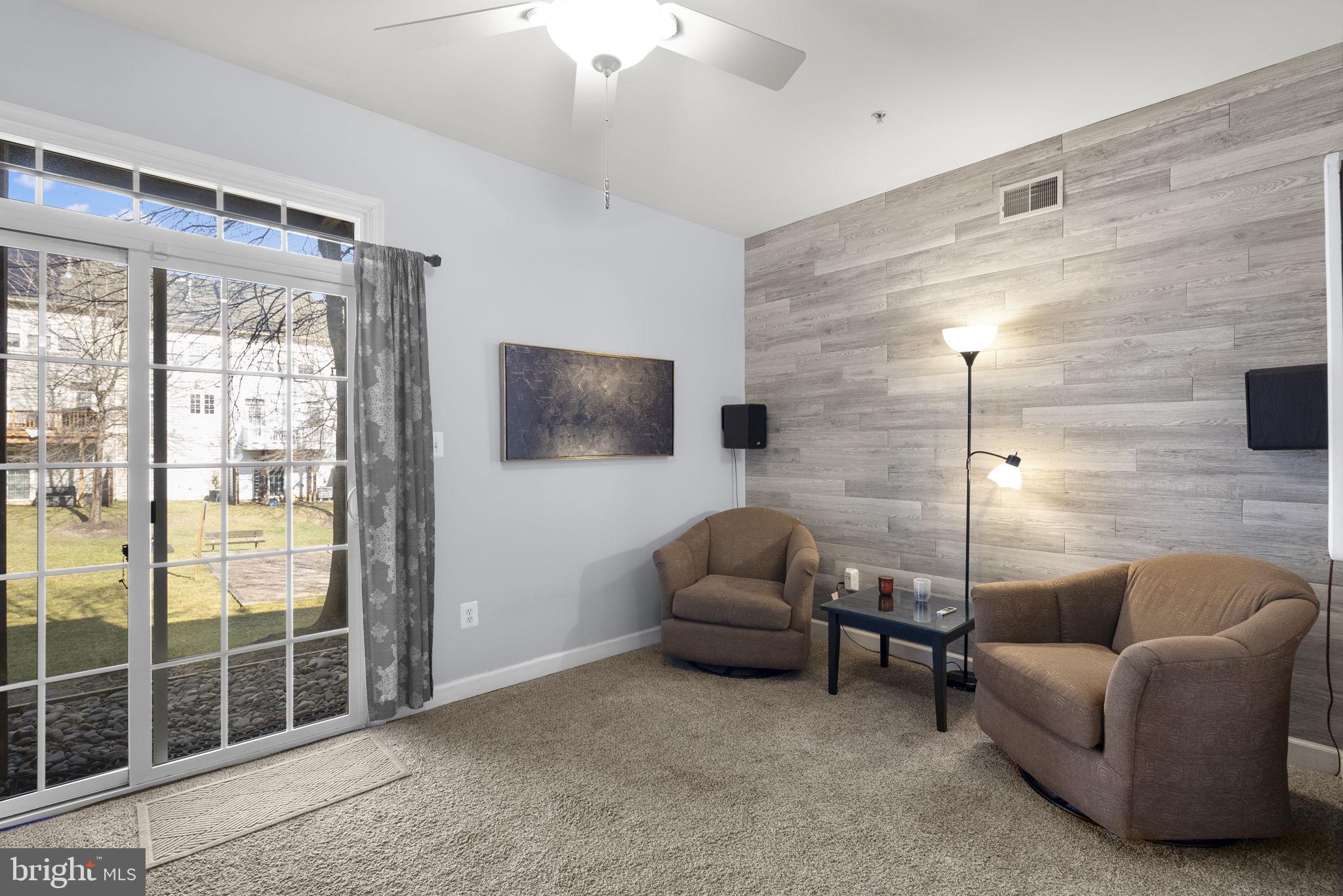 RUSSETT - Residential