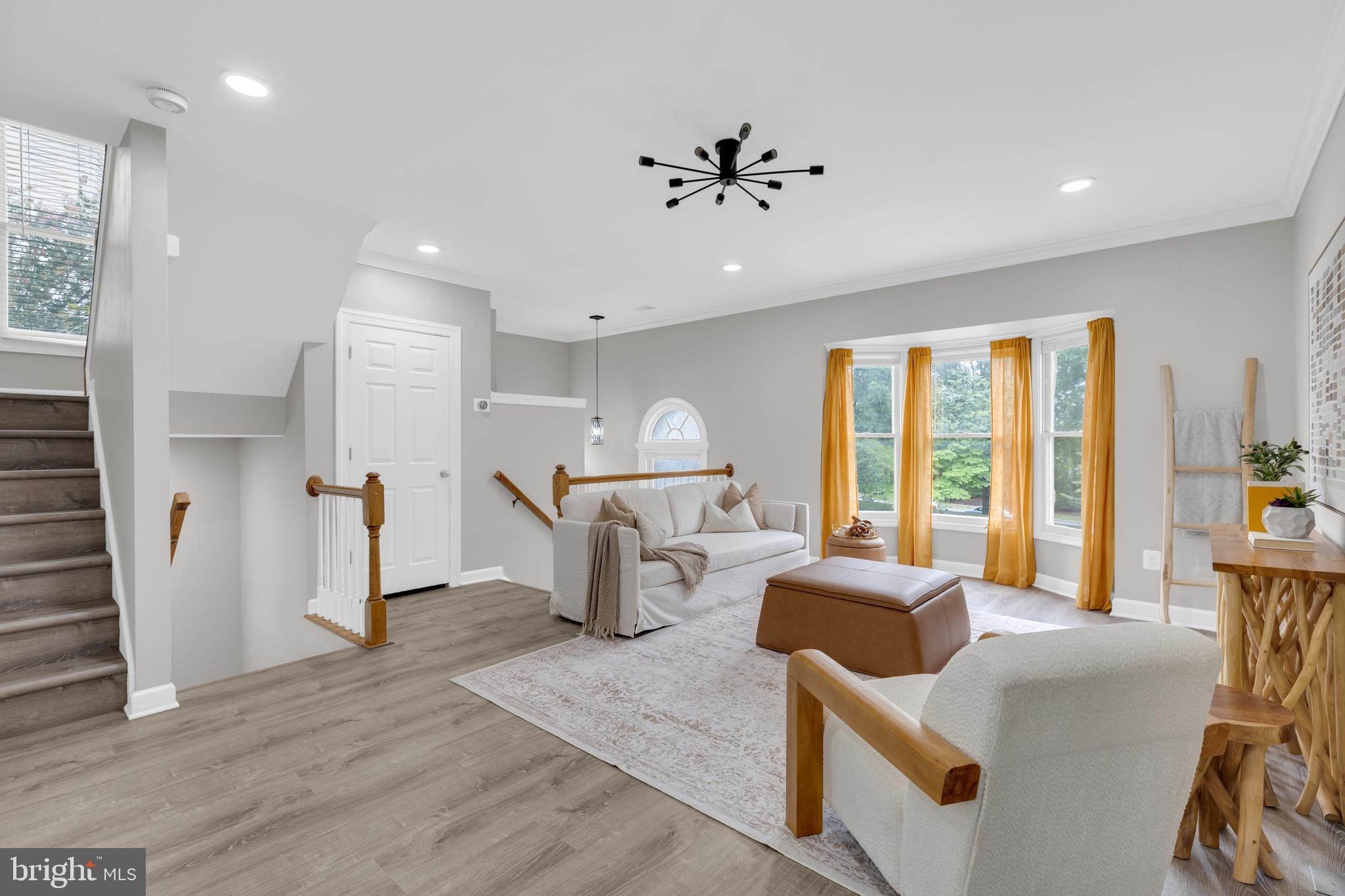 43521 POSTRAIL SQUARE