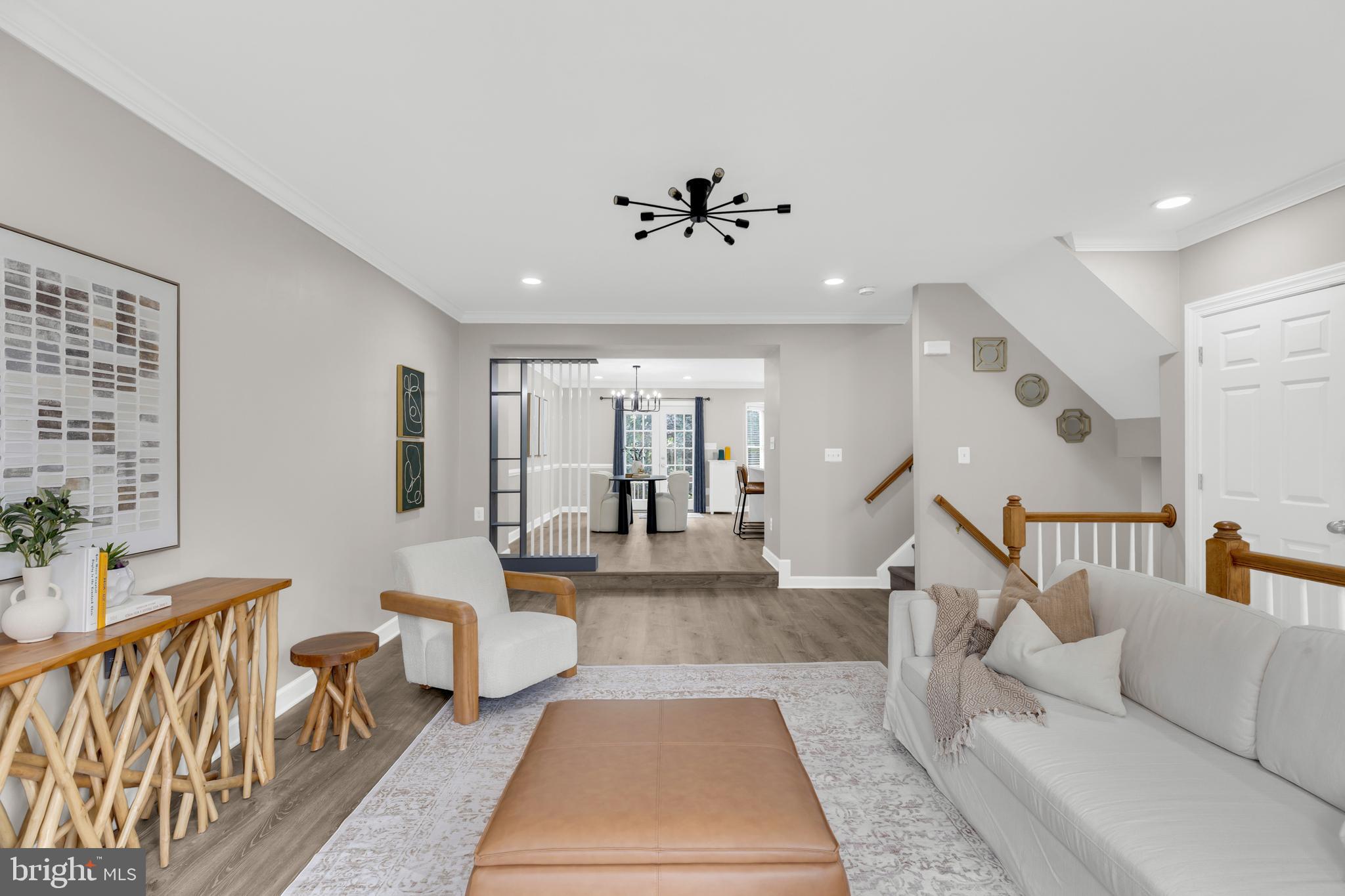43521 POSTRAIL SQUARE