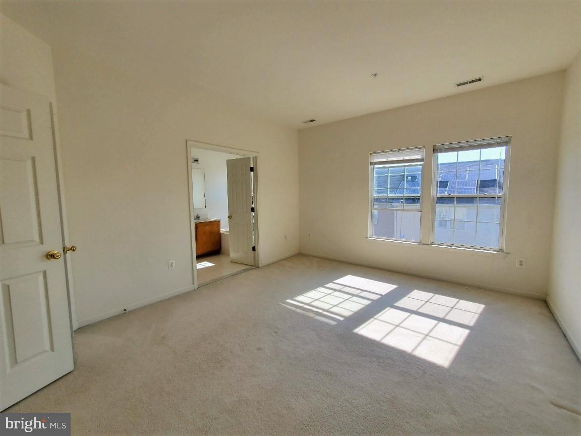 KINGSVIEW VILLAGE - Residential Lease