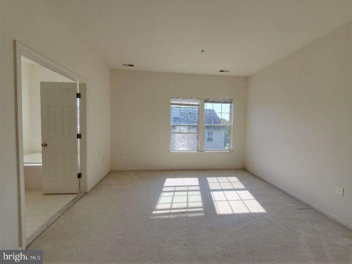 KINGSVIEW VILLAGE - Residential Lease