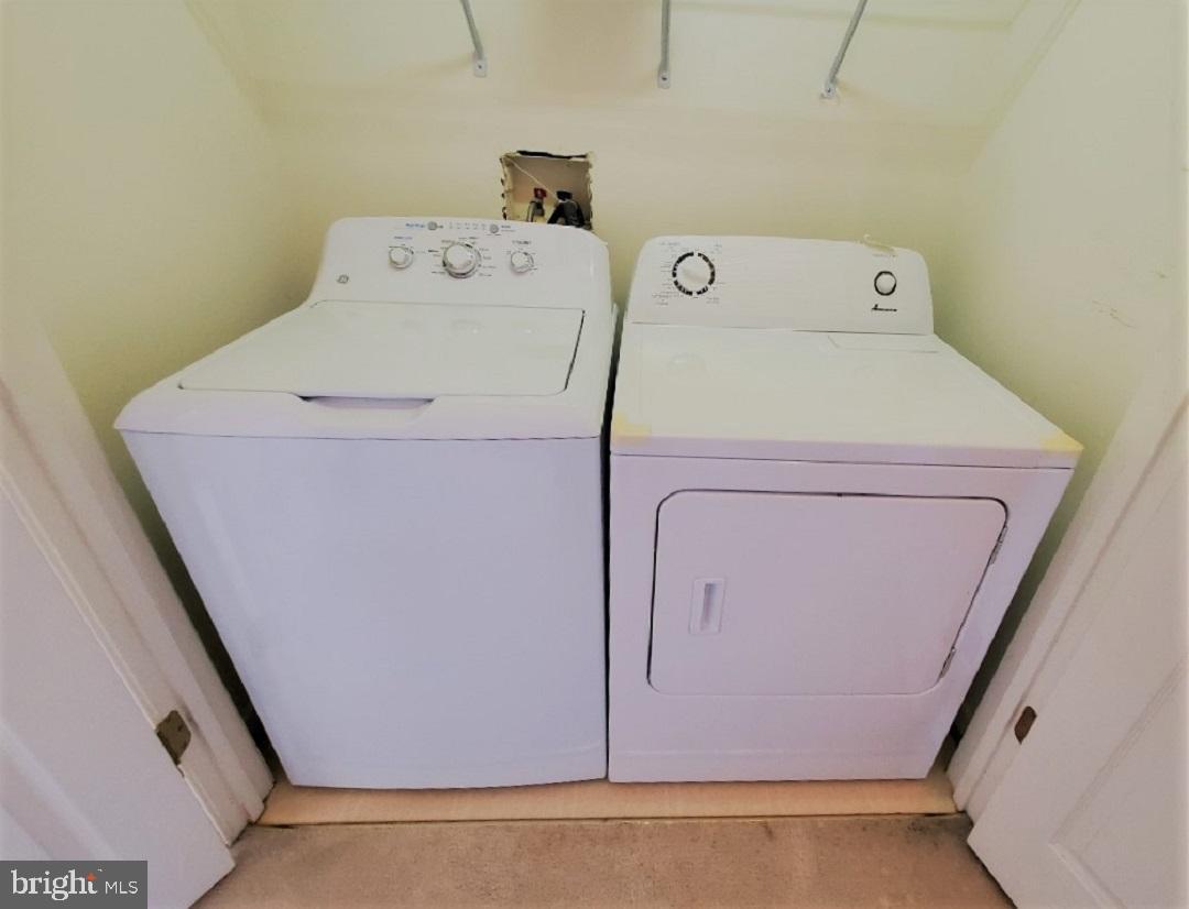 KINGSVIEW VILLAGE - Residential Lease