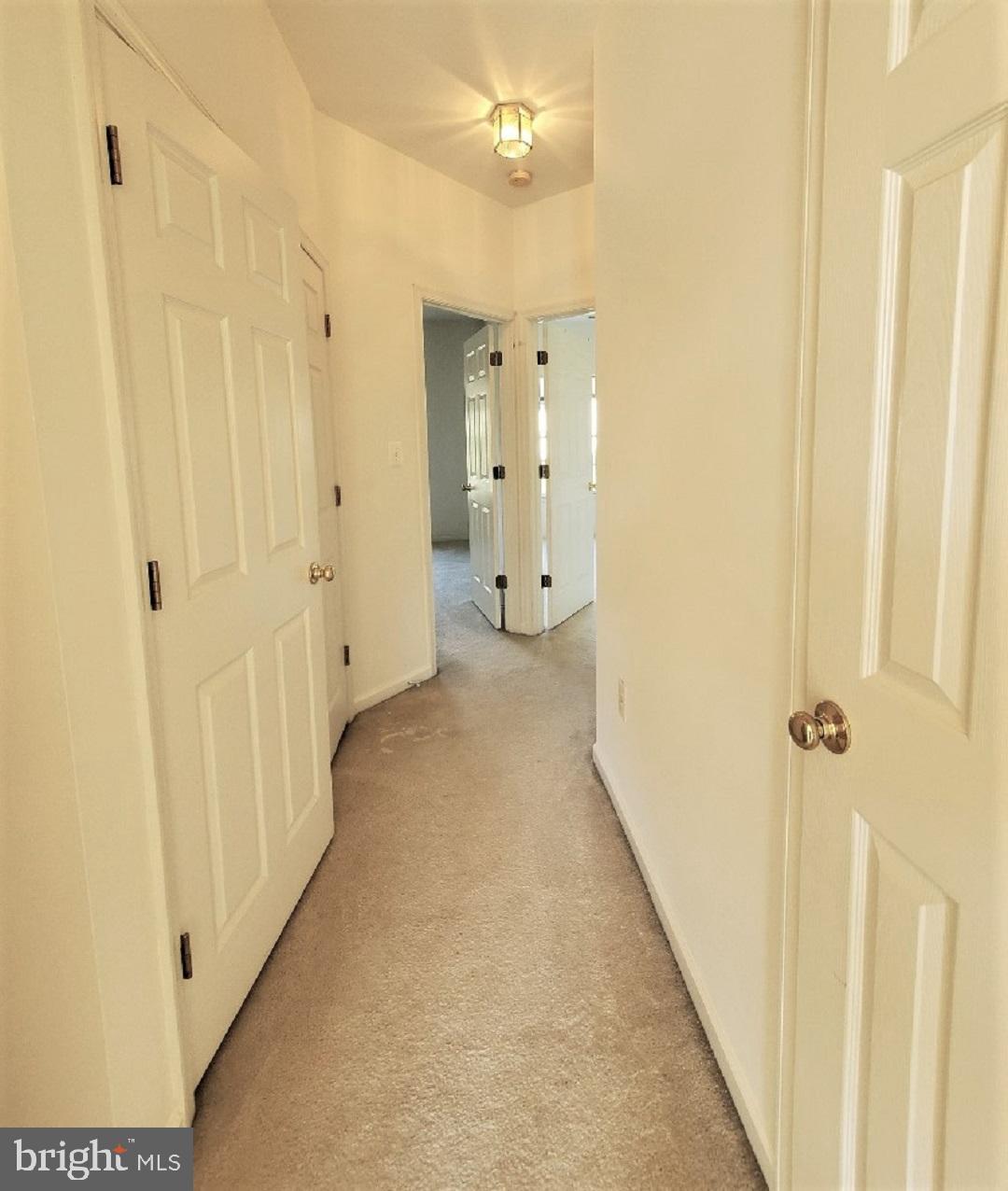 KINGSVIEW VILLAGE - Residential Lease