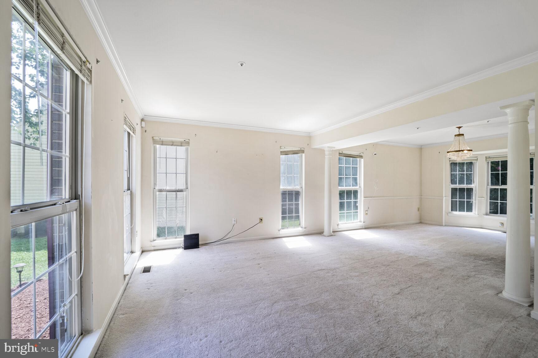 SUMMIT CREEK - Residential