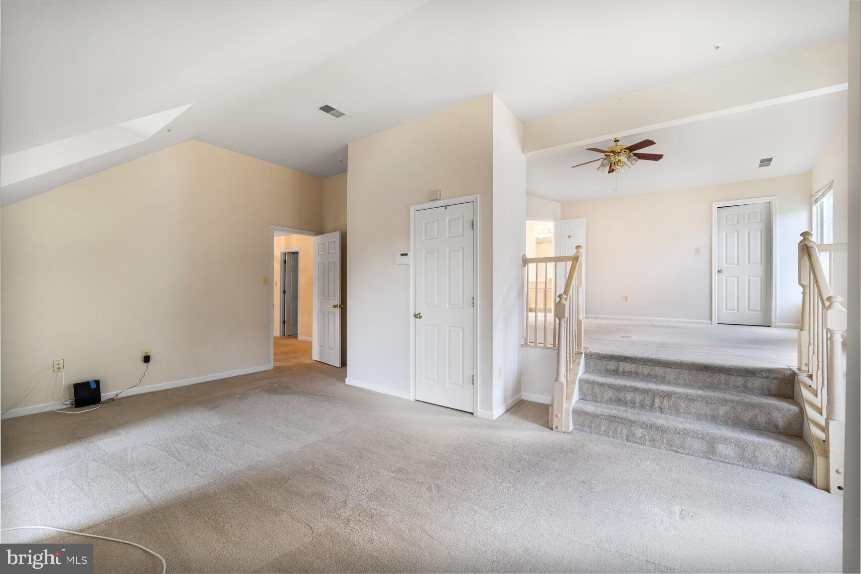 SUMMIT CREEK - Residential