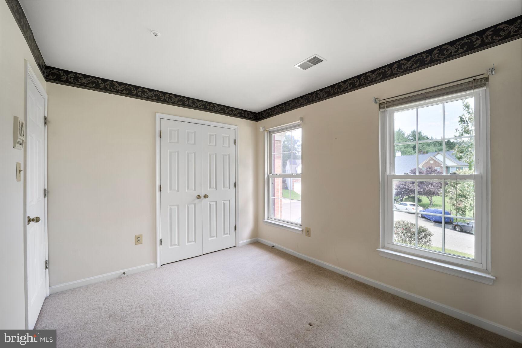 SUMMIT CREEK - Residential