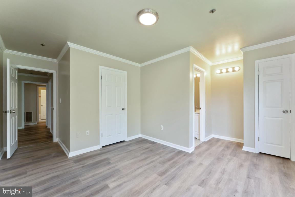 THE VILLAS OF HOLLY SPRI - Residential