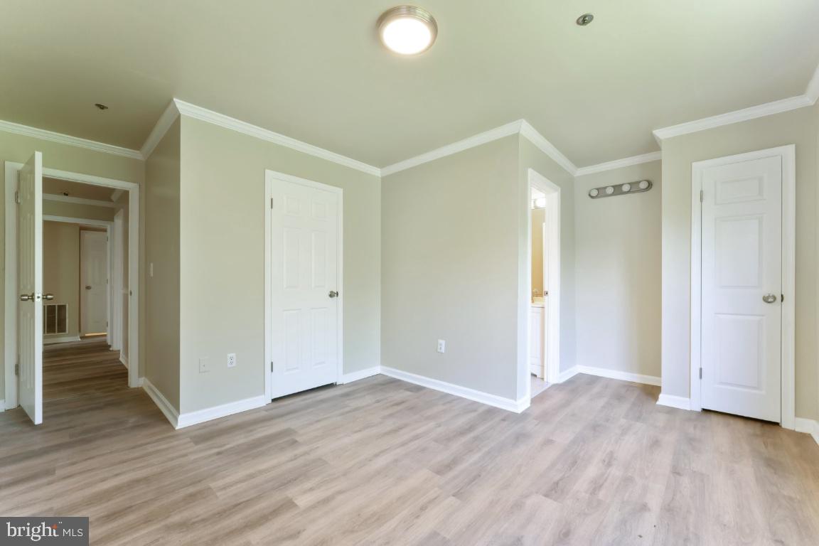 THE VILLAS OF HOLLY SPRI - Residential