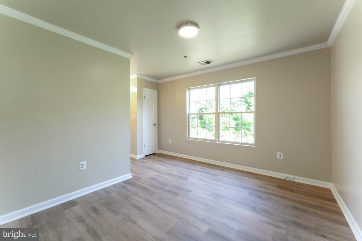 THE VILLAS OF HOLLY SPRI - Residential