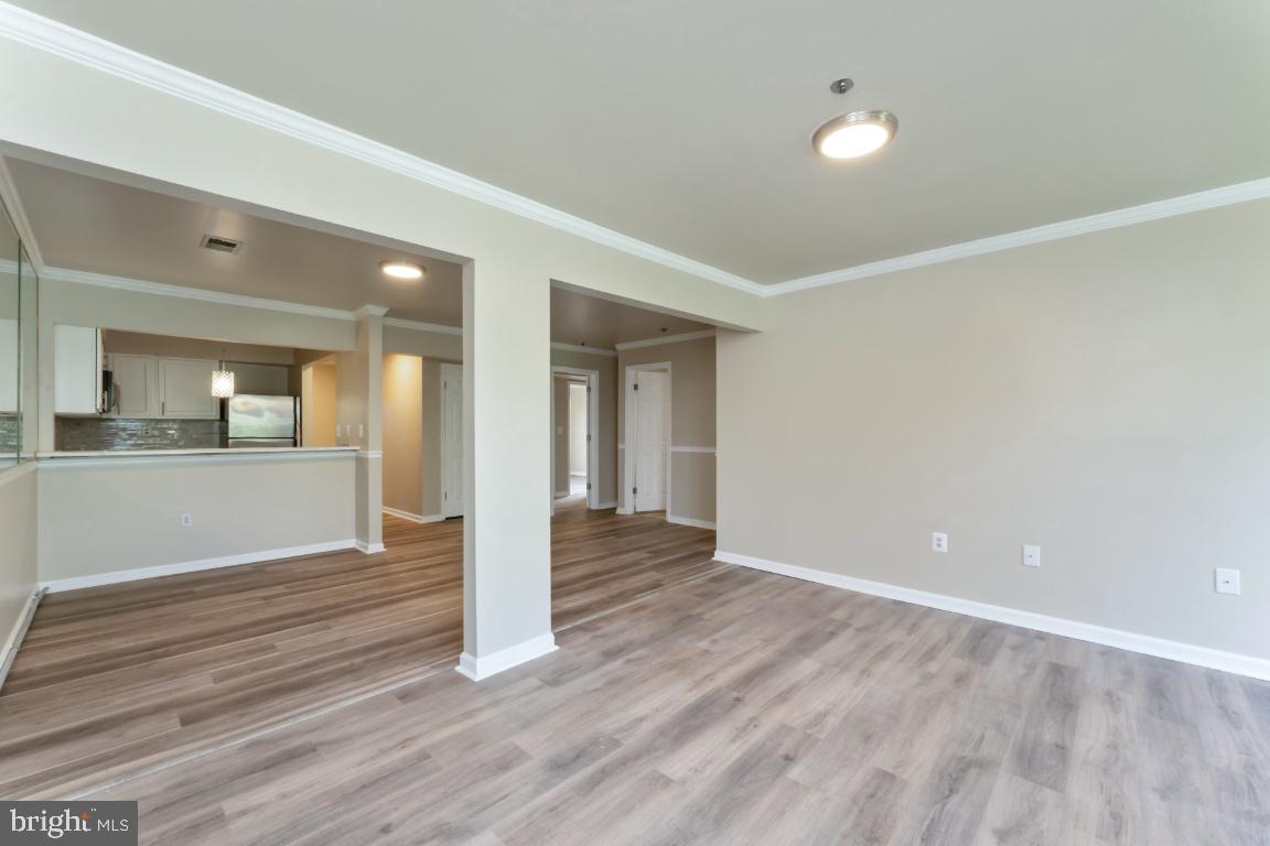 THE VILLAS OF HOLLY SPRI - Residential